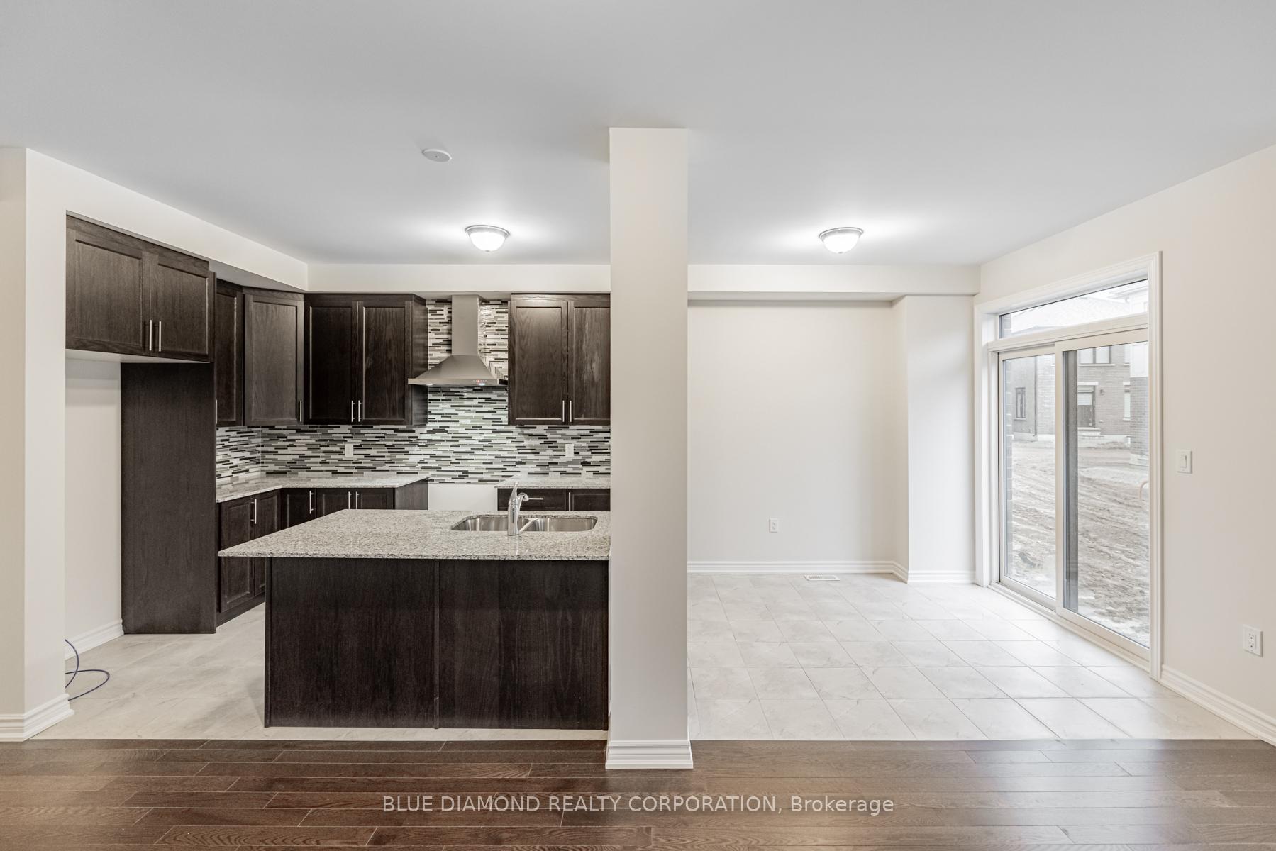 Photo 3 of 617 Bearberry Place, Milton, Cobban — HOMEH