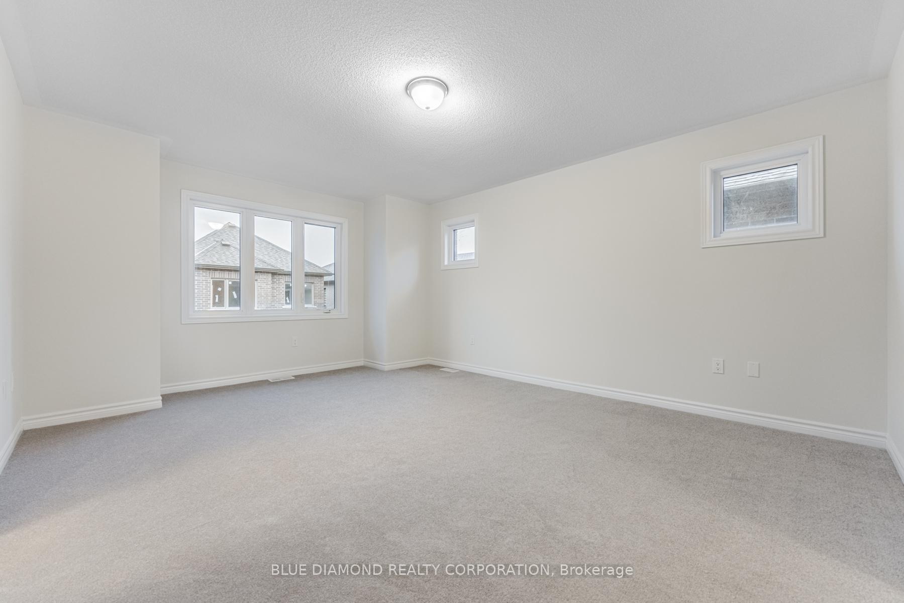 Photo 10 of 617 Bearberry Place, Milton, Cobban — HOMEH