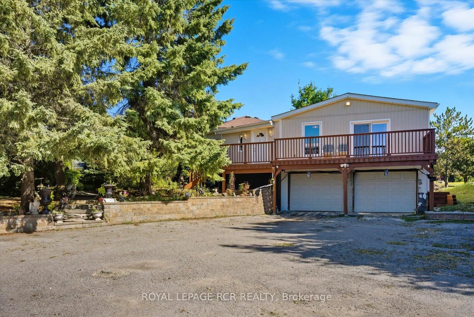 Photo 2 of 1637 15 Side Road, New Tecumseth, Tottenham — HOMEH
