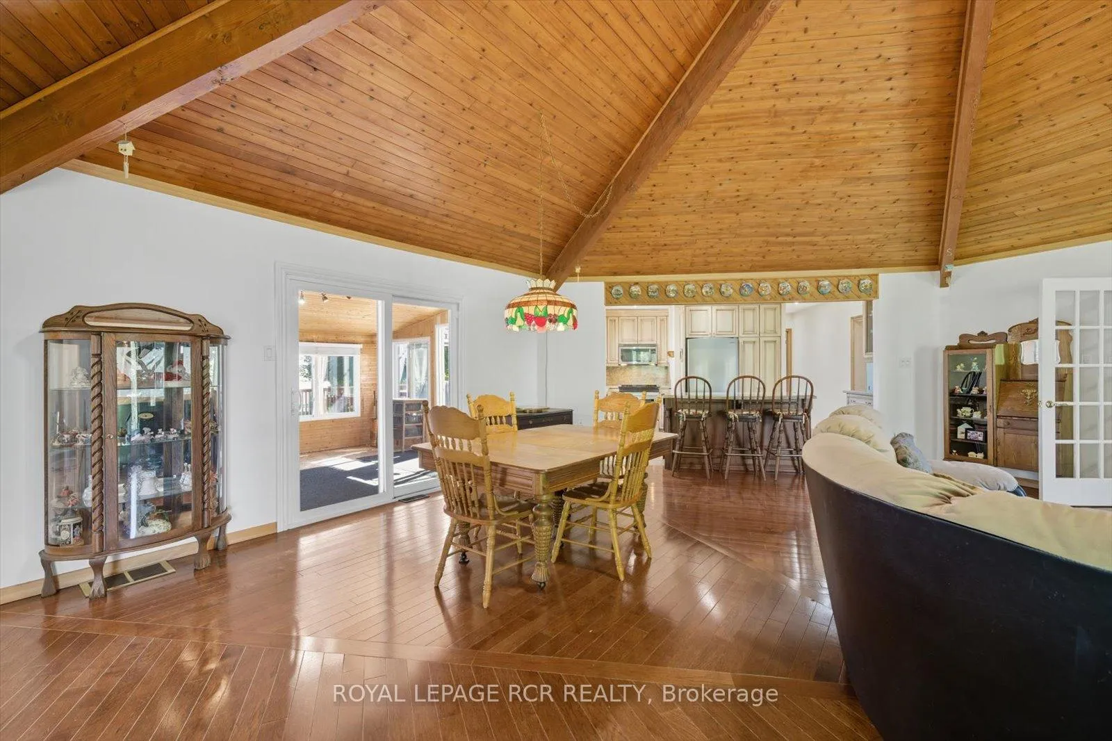 Photo 12 of 1637 15 Side Road, New Tecumseth, Tottenham — HOMEH