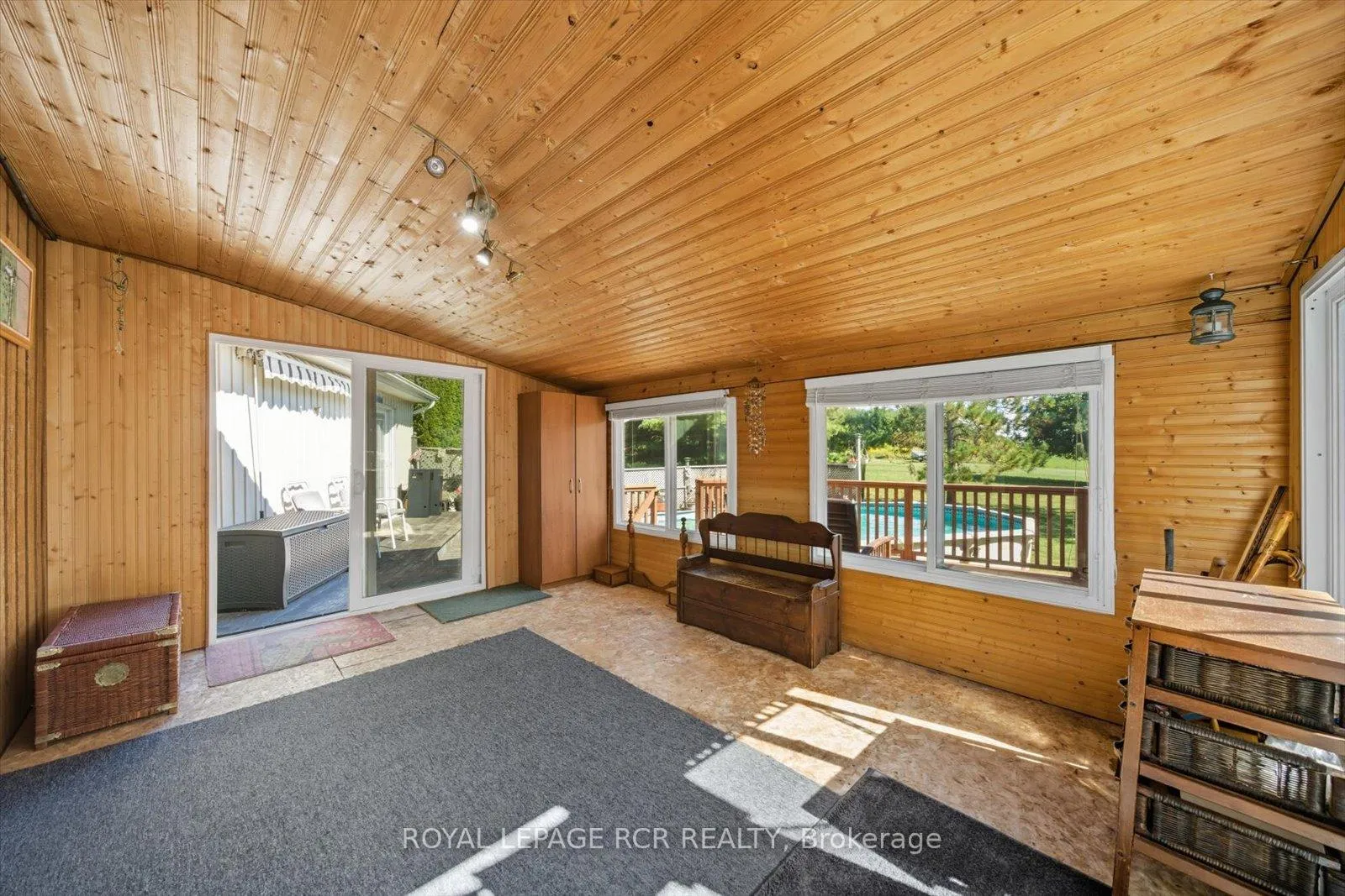 Photo 20 of 1637 15 Side Road, New Tecumseth, Tottenham — HOMEH