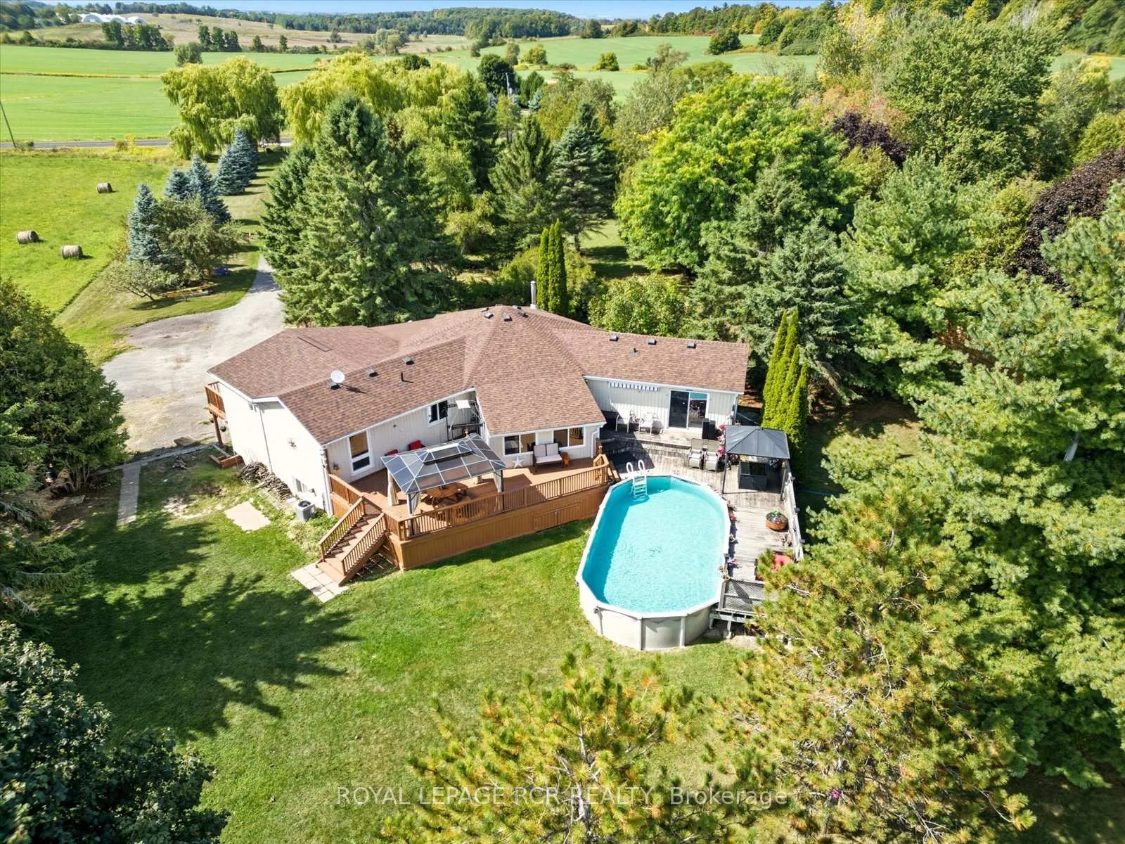 Photo 46 of 1637 15 Side Road, New Tecumseth, Tottenham — HOMEH