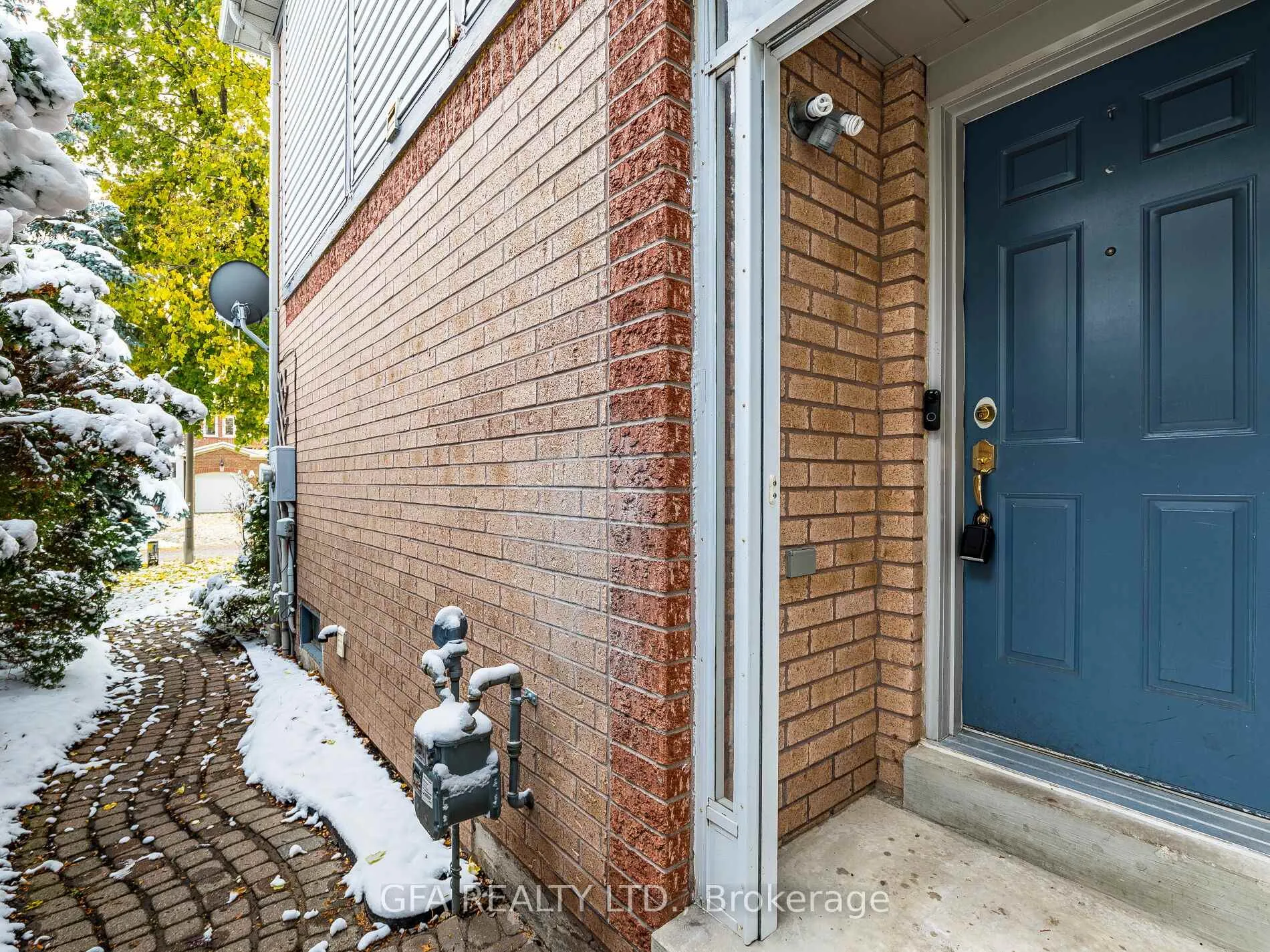 Photo 3 of 1105 Beechnut Road, Oakville, Clearview — HOMEH