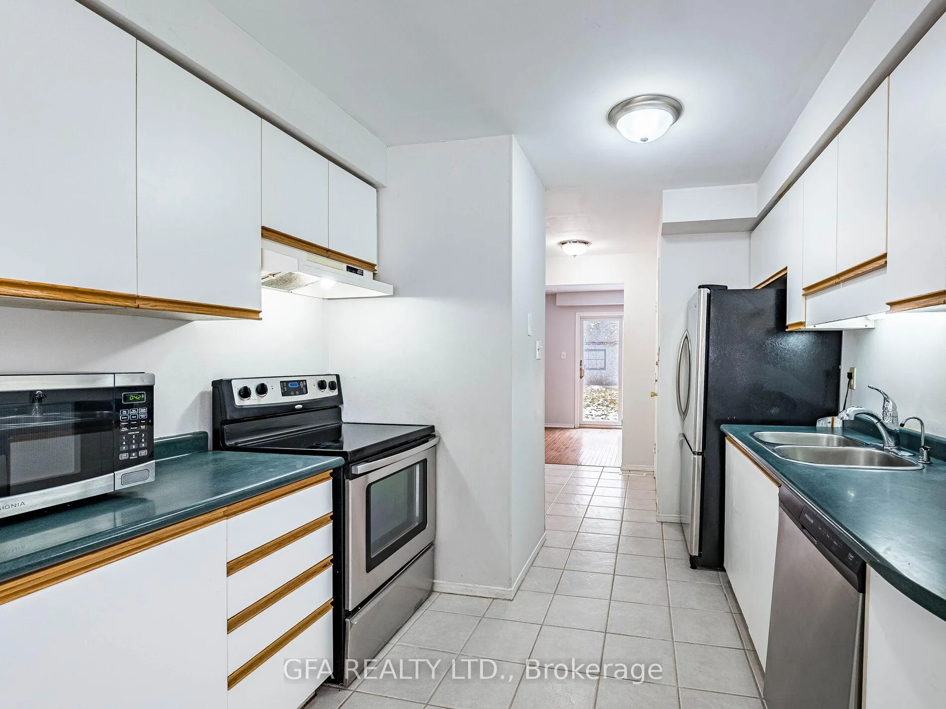 Photo 7 of 1105 Beechnut Road, Oakville, Clearview — HOMEH