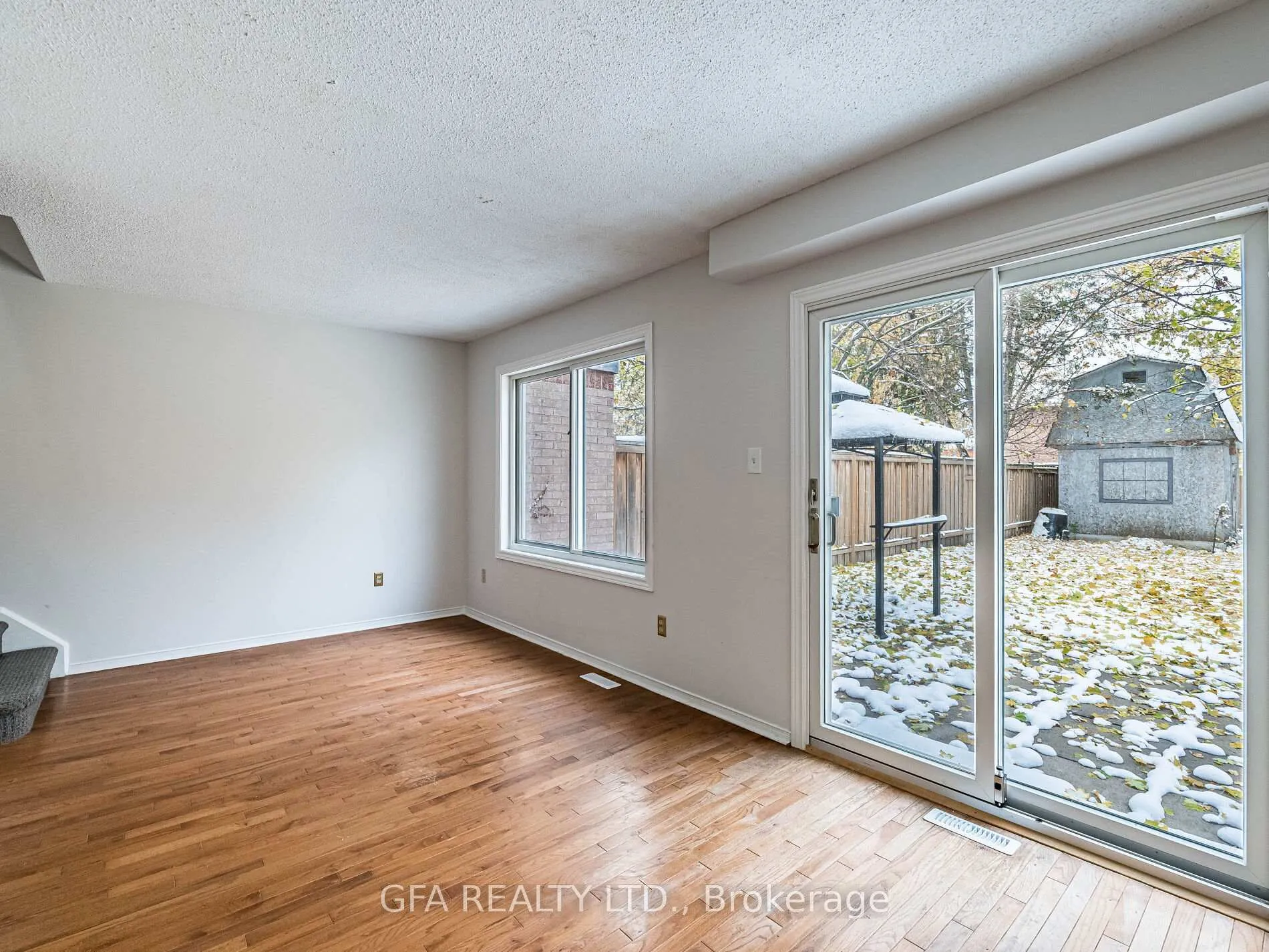 Photo 9 of 1105 Beechnut Road, Oakville, Clearview — HOMEH
