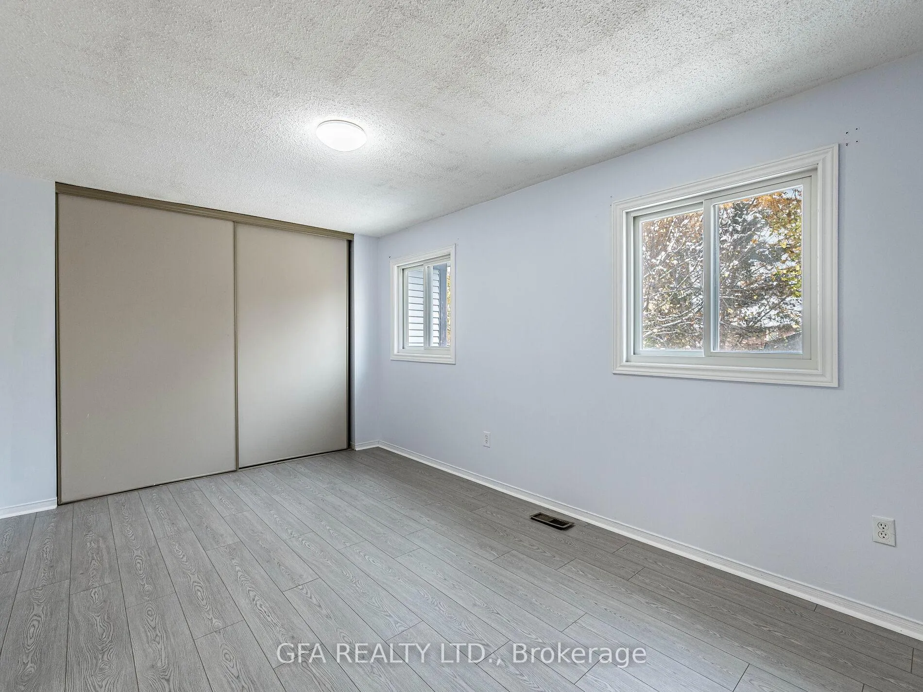 Photo 13 of 1105 Beechnut Road, Oakville, Clearview — HOMEH