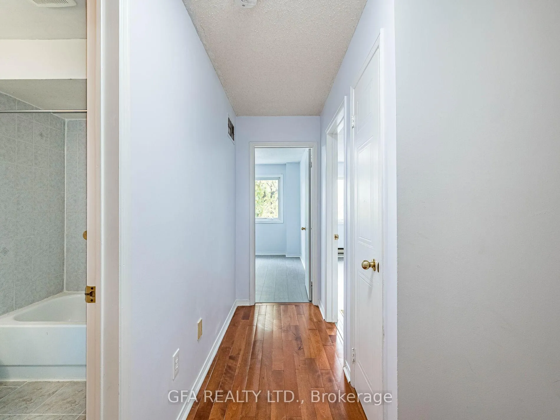 Photo 16 of 1105 Beechnut Road, Oakville, Clearview — HOMEH