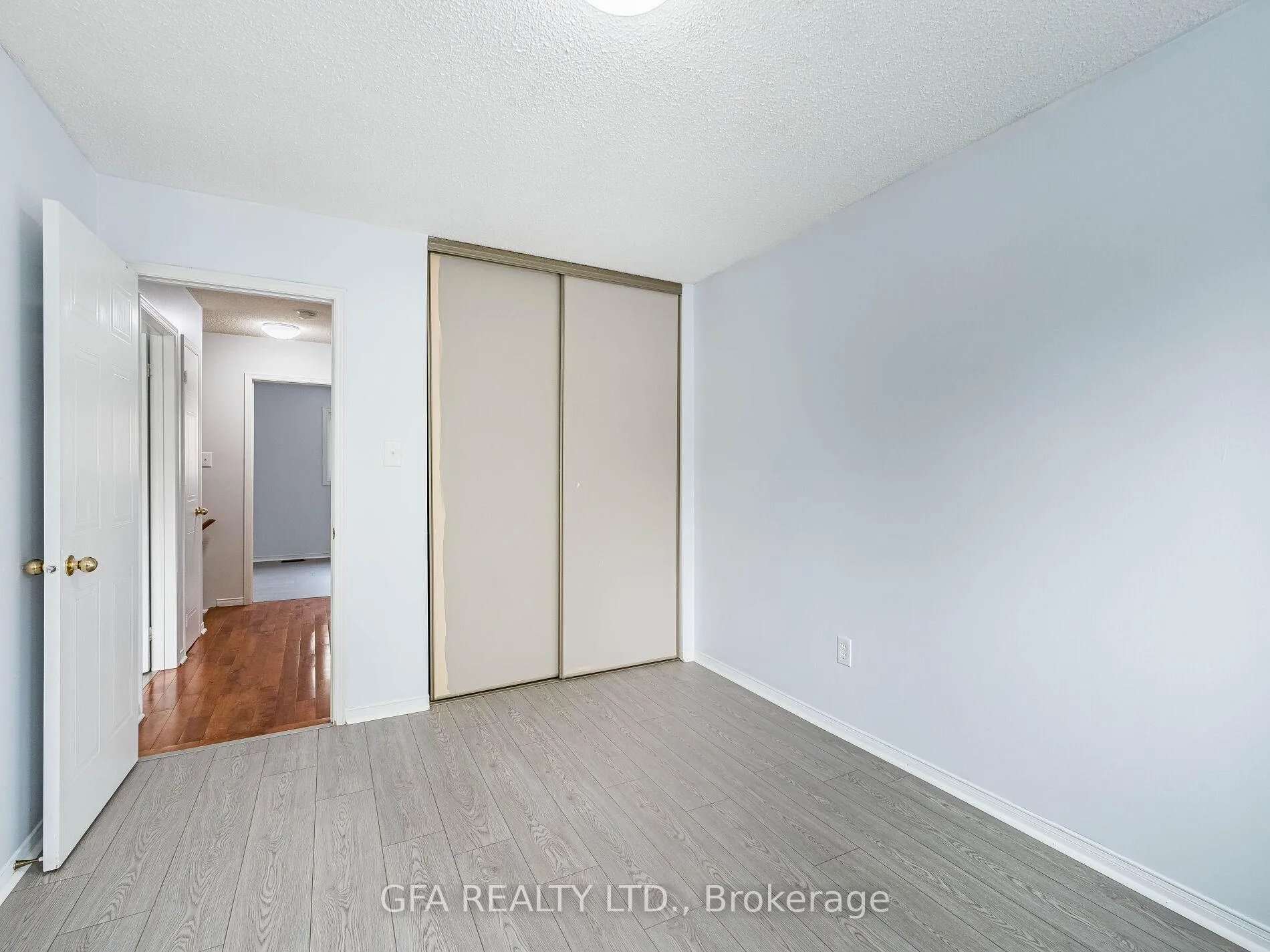 Photo 18 of 1105 Beechnut Road, Oakville, Clearview — HOMEH