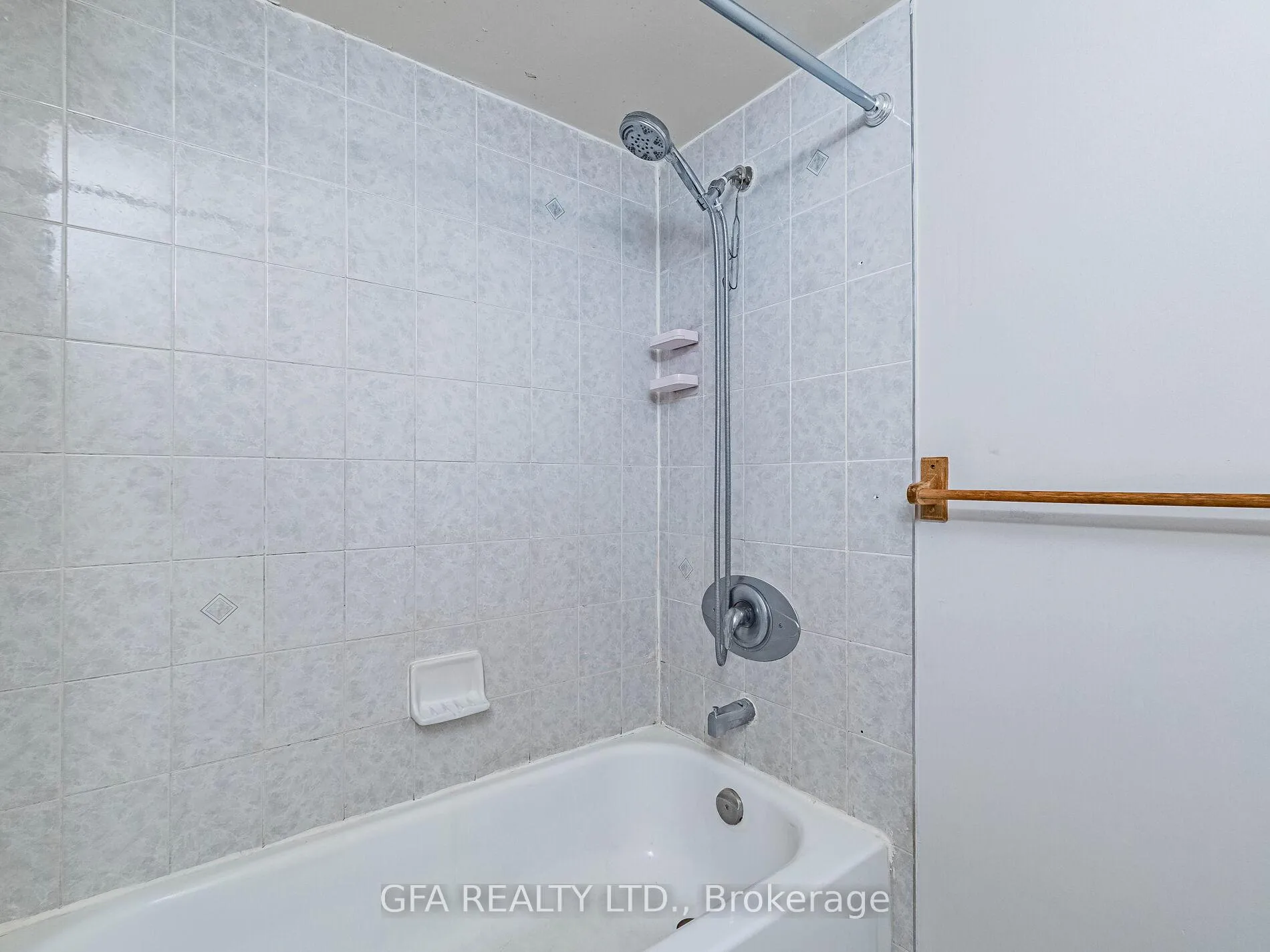 Photo 23 of 1105 Beechnut Road, Oakville, Clearview — HOMEH
