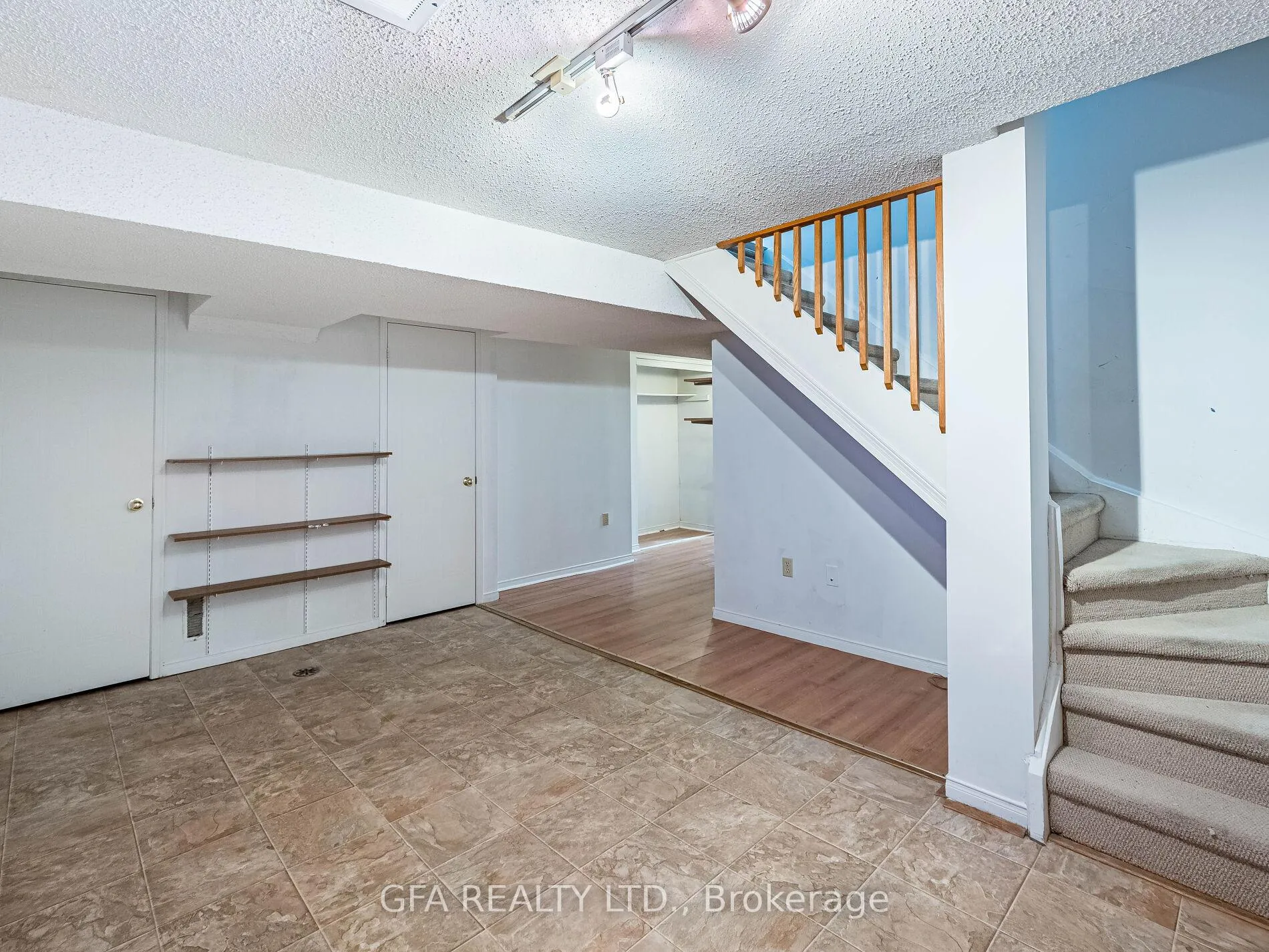 Photo 25 of 1105 Beechnut Road, Oakville, Clearview — HOMEH