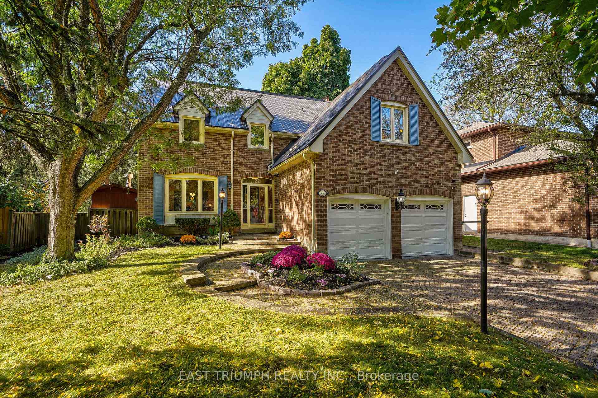 Photo 2 of 22 Ritter Crescent, Markham, Unionville — HOMEH