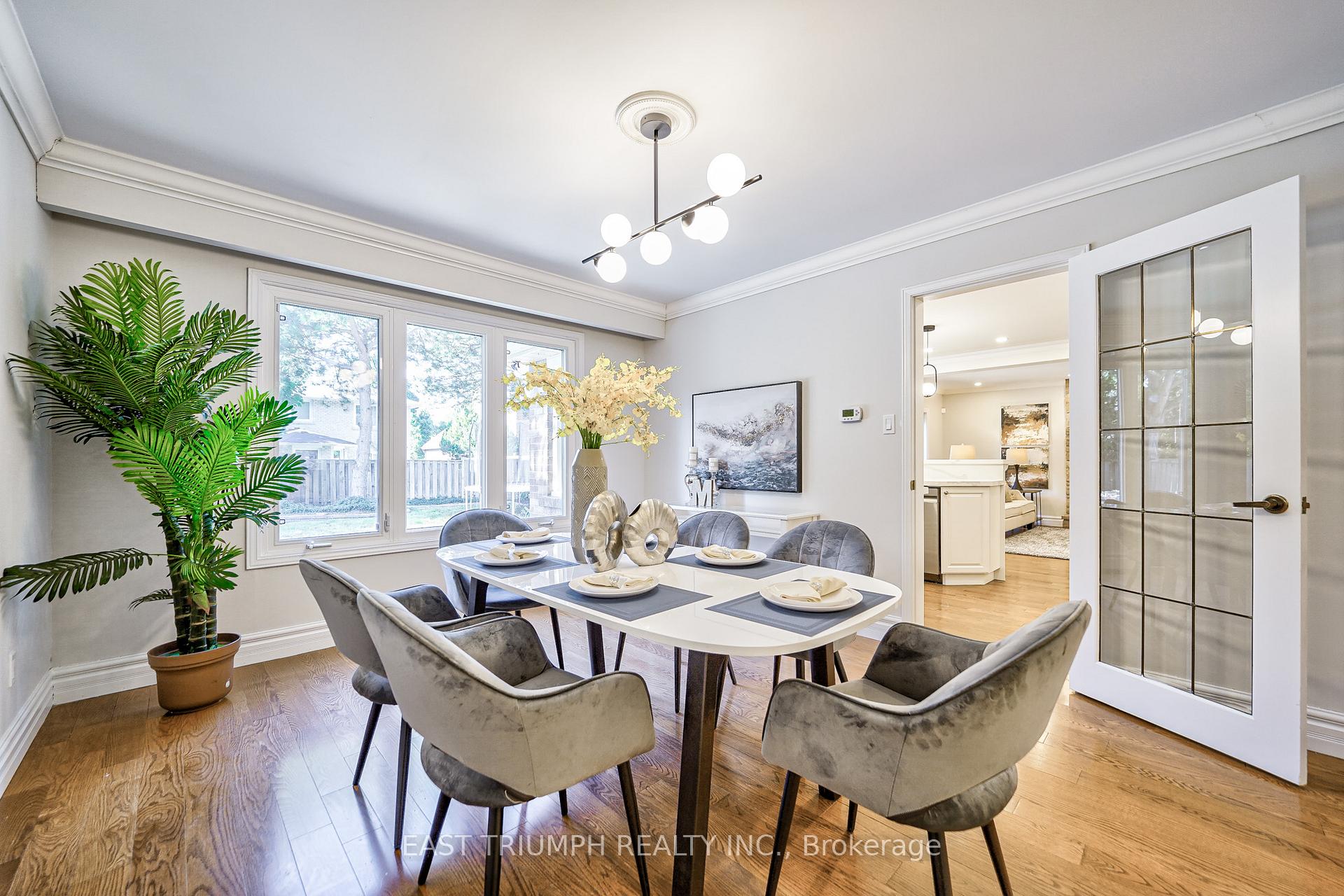 Photo 10 of 22 Ritter Crescent, Markham, Unionville — HOMEH