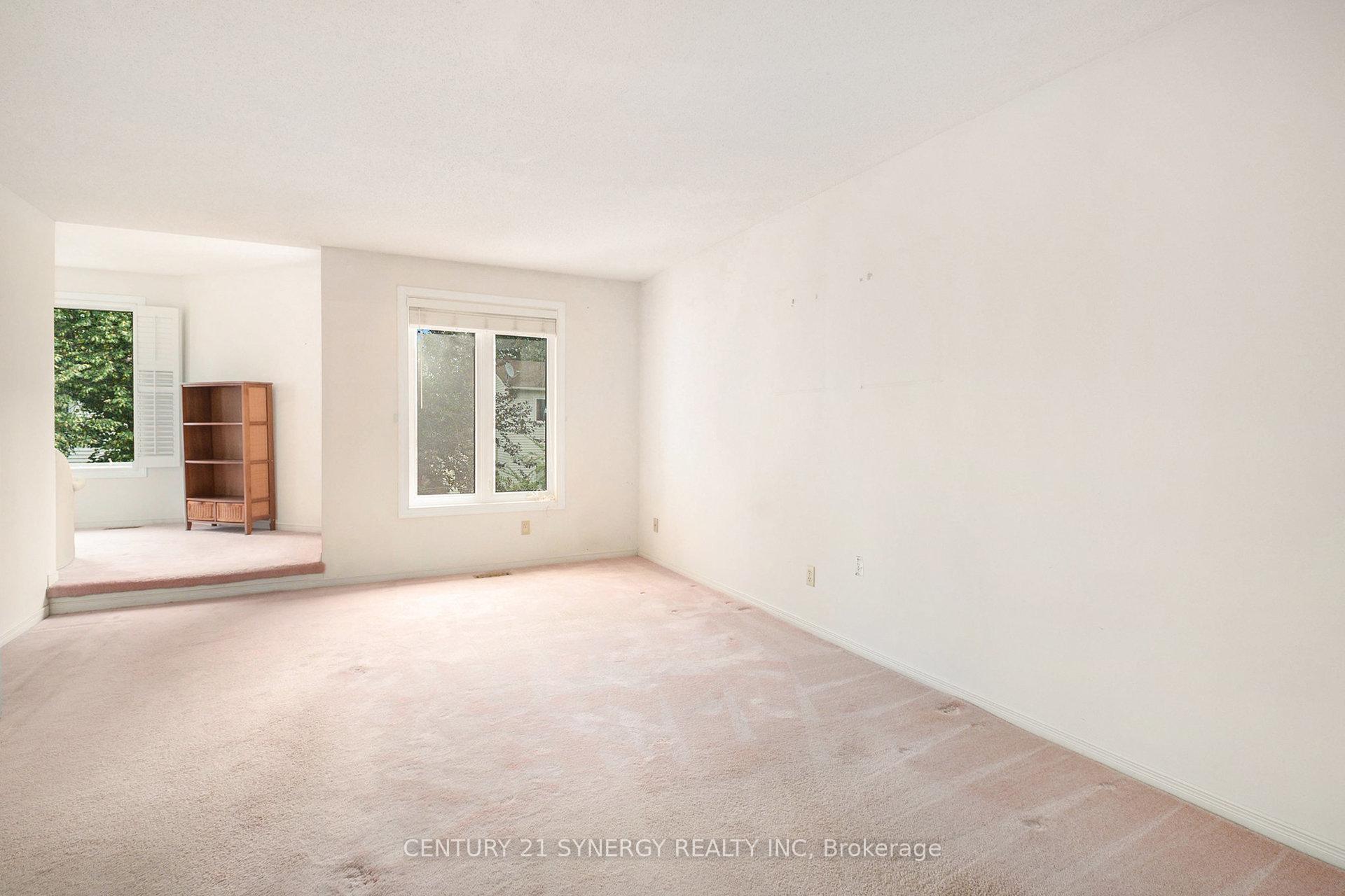 Photo 17 of 1723 Cara Crescent, Ottawa, Fallingbrook/Pineridge — HOMEH
