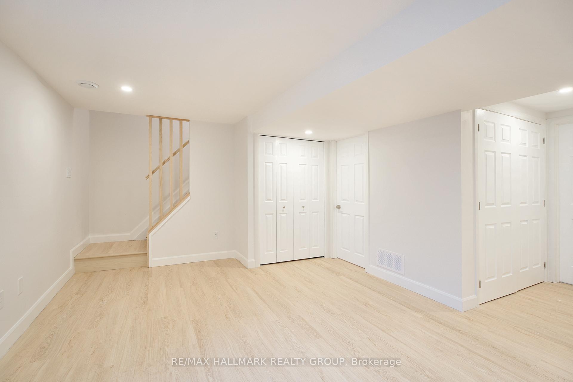 Photo 12 of Unit B, 2393 Page Road, Ottawa, Chapel Hill South - Orleans Village — HOMEH