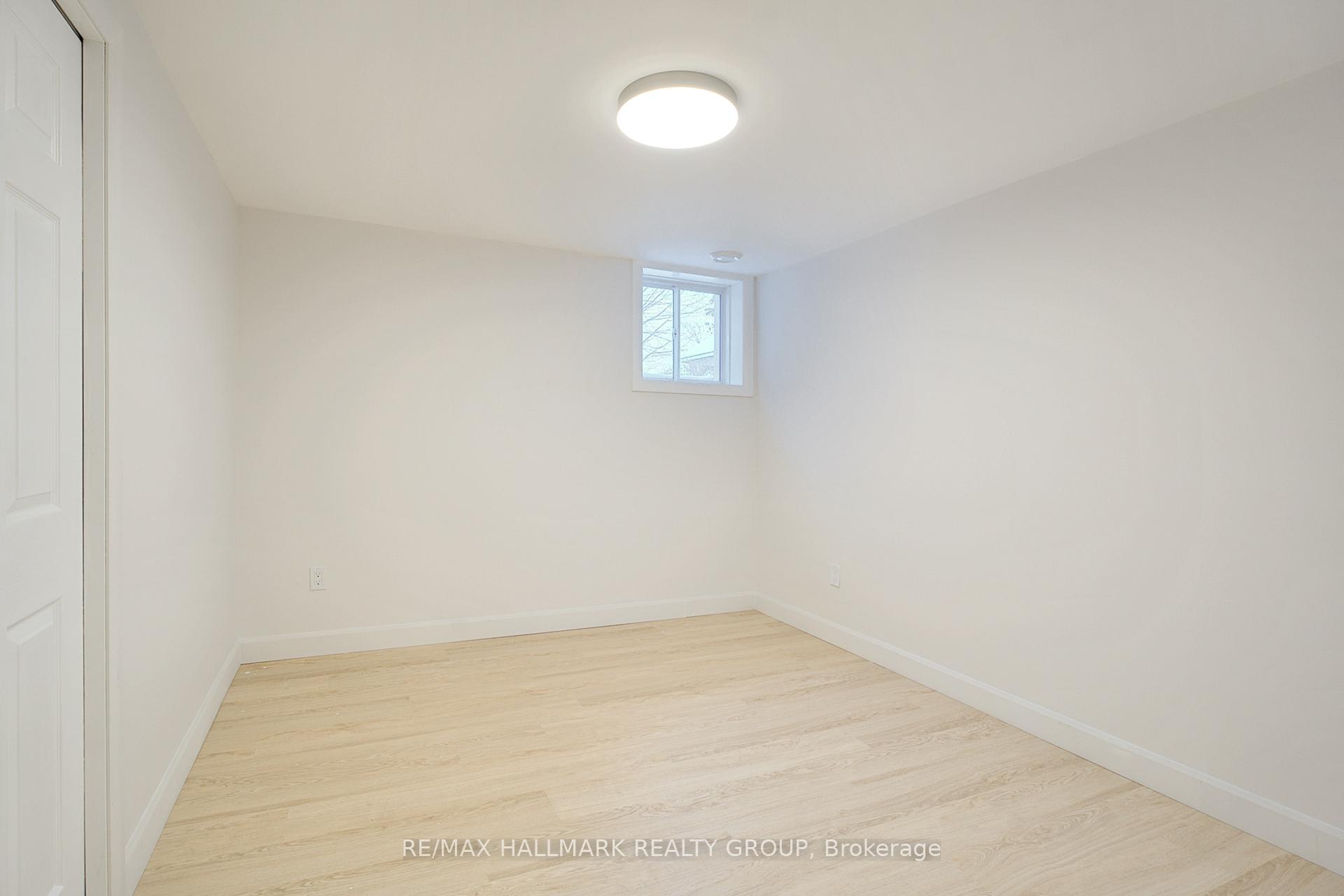 Photo 18 of Unit B, 2393 Page Road, Ottawa, Chapel Hill South - Orleans Village — HOMEH