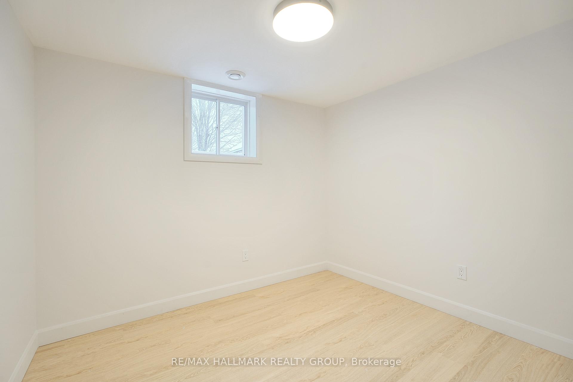 Photo 20 of Unit B, 2393 Page Road, Ottawa, Chapel Hill South - Orleans Village — HOMEH