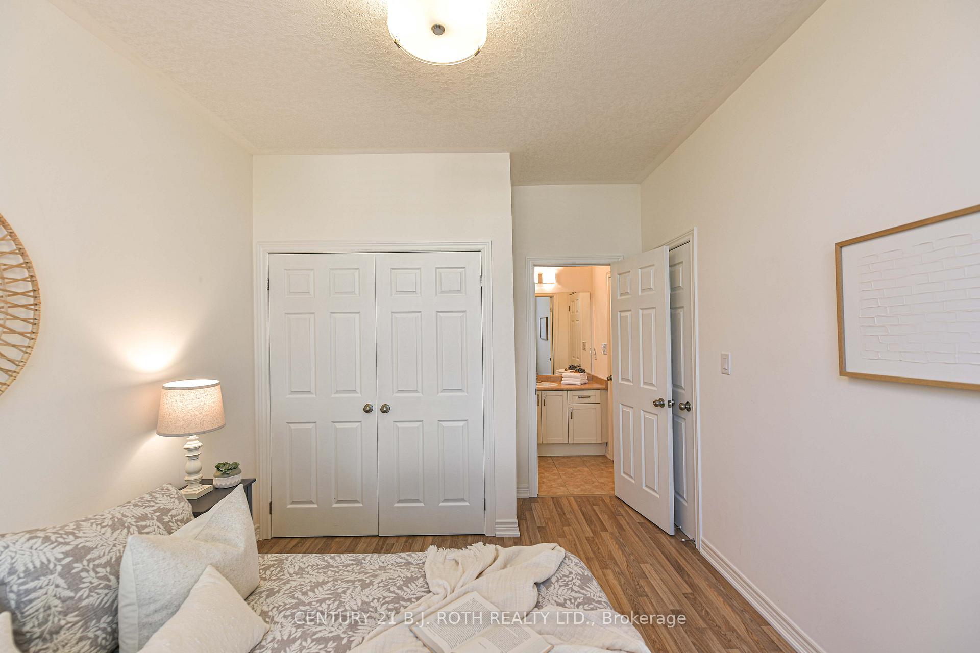 Photo 22 of 28 Canterbury Circle, Orillia — HOMEH