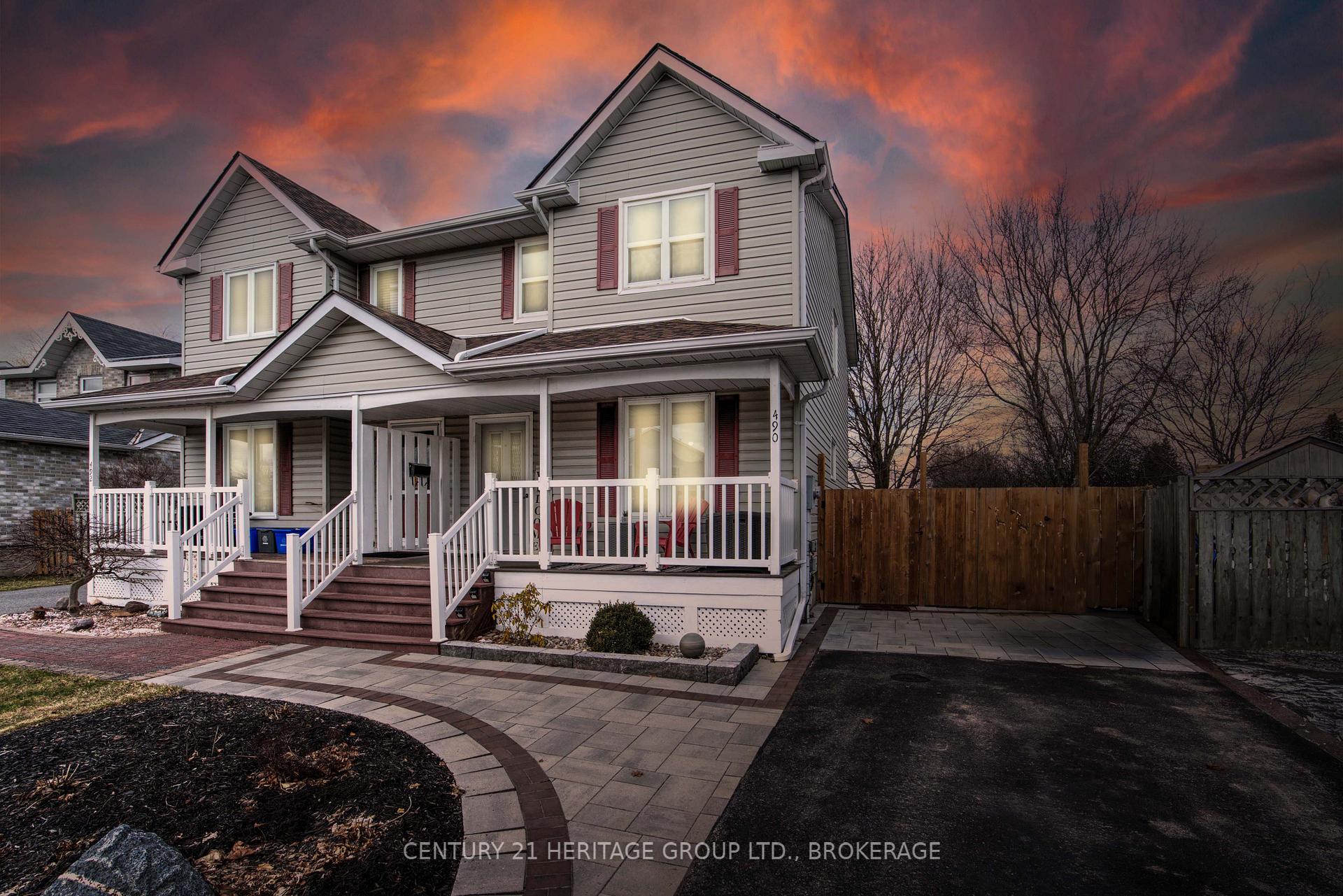 Front of 490 Grandtrunk Avenue