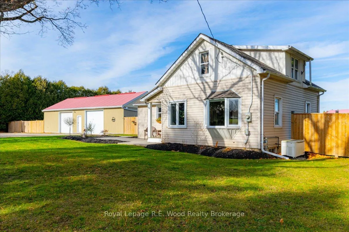 Photo 1 of 303 Concession 2 Road, Norfolk, Townsend — HOMEH