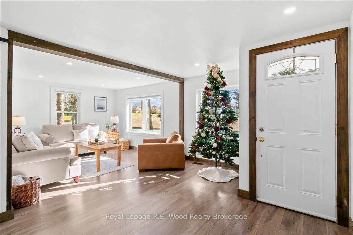 Photo 16 of 303 Concession 2 Road, Norfolk, Townsend — HOMEH