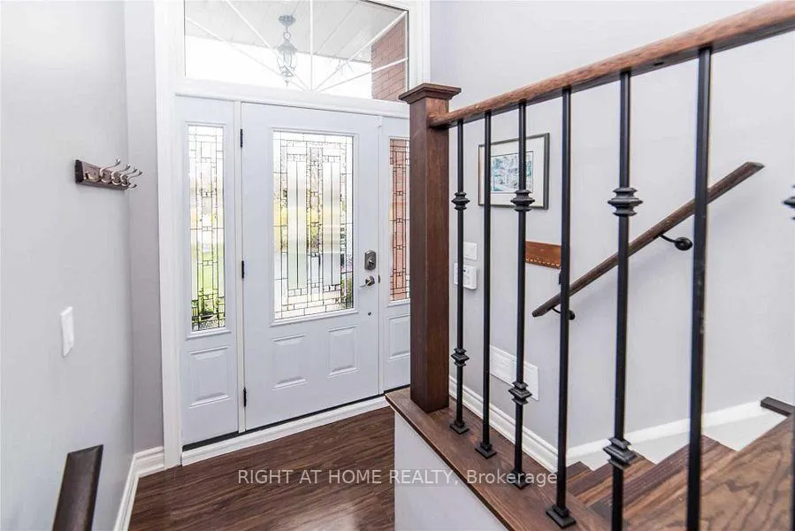 Photo 3 of 1094 Ronlea Avenue, Oshawa, Donevan — HOMEH