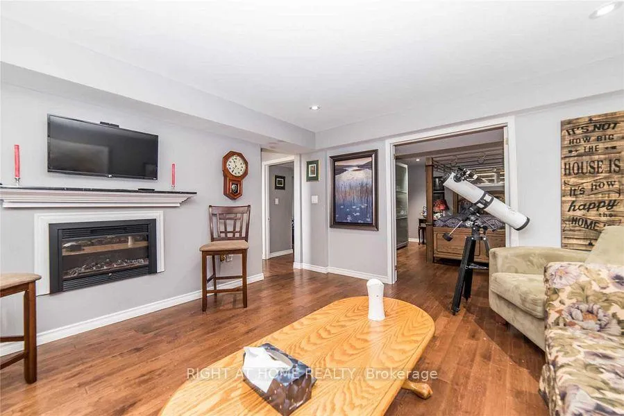 Photo 10 of 1094 Ronlea Avenue, Oshawa, Donevan — HOMEH
