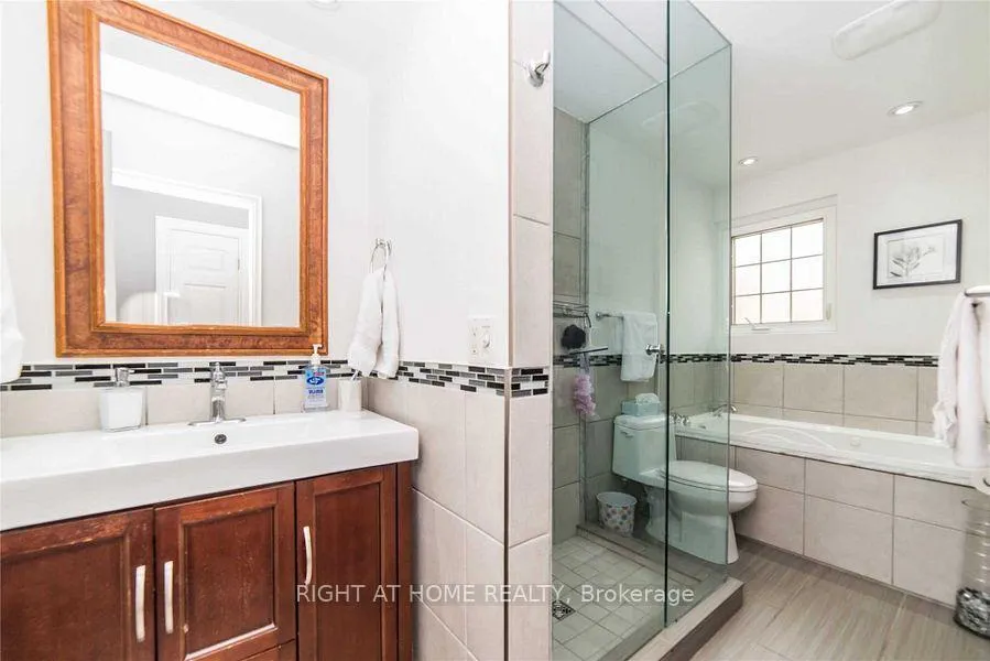 Photo 14 of 1094 Ronlea Avenue, Oshawa, Donevan — HOMEH
