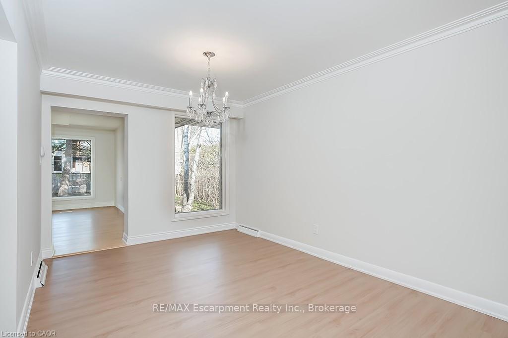 Photo 6 of 2063 Glenforest Crescent, Oakville, Ford — HOMEH