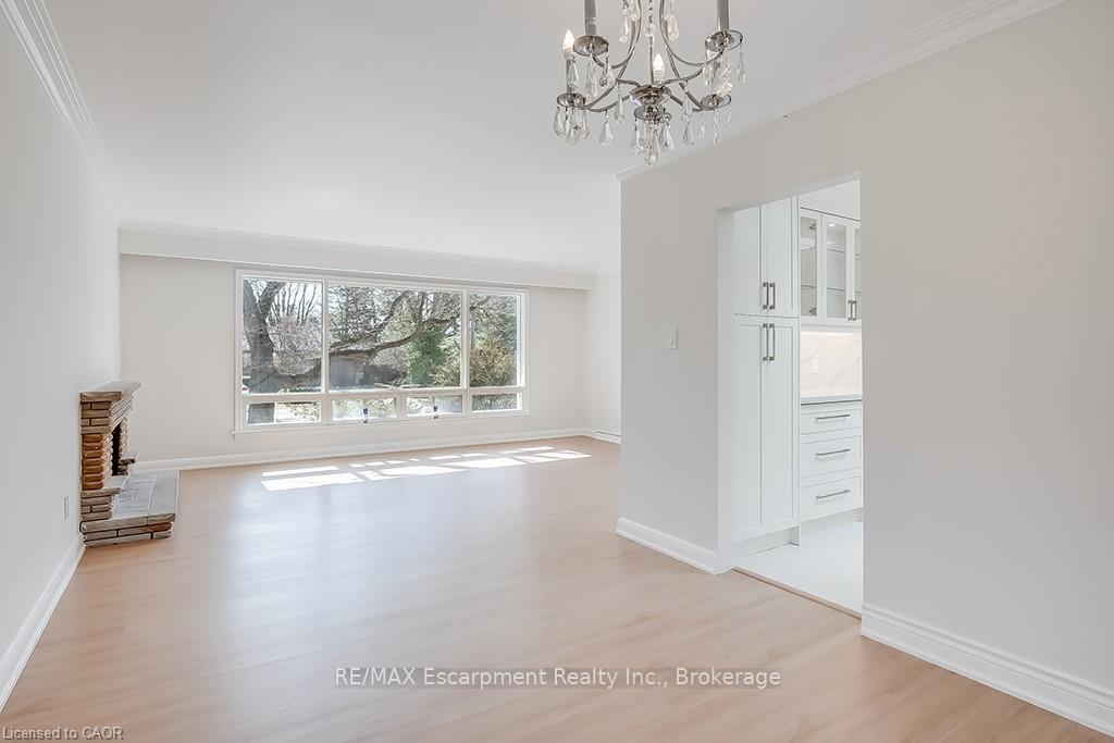 Photo 7 of 2063 Glenforest Crescent, Oakville, Ford — HOMEH