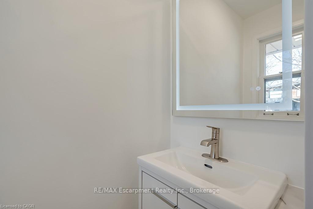 Photo 19 of 2063 Glenforest Crescent, Oakville, Ford — HOMEH