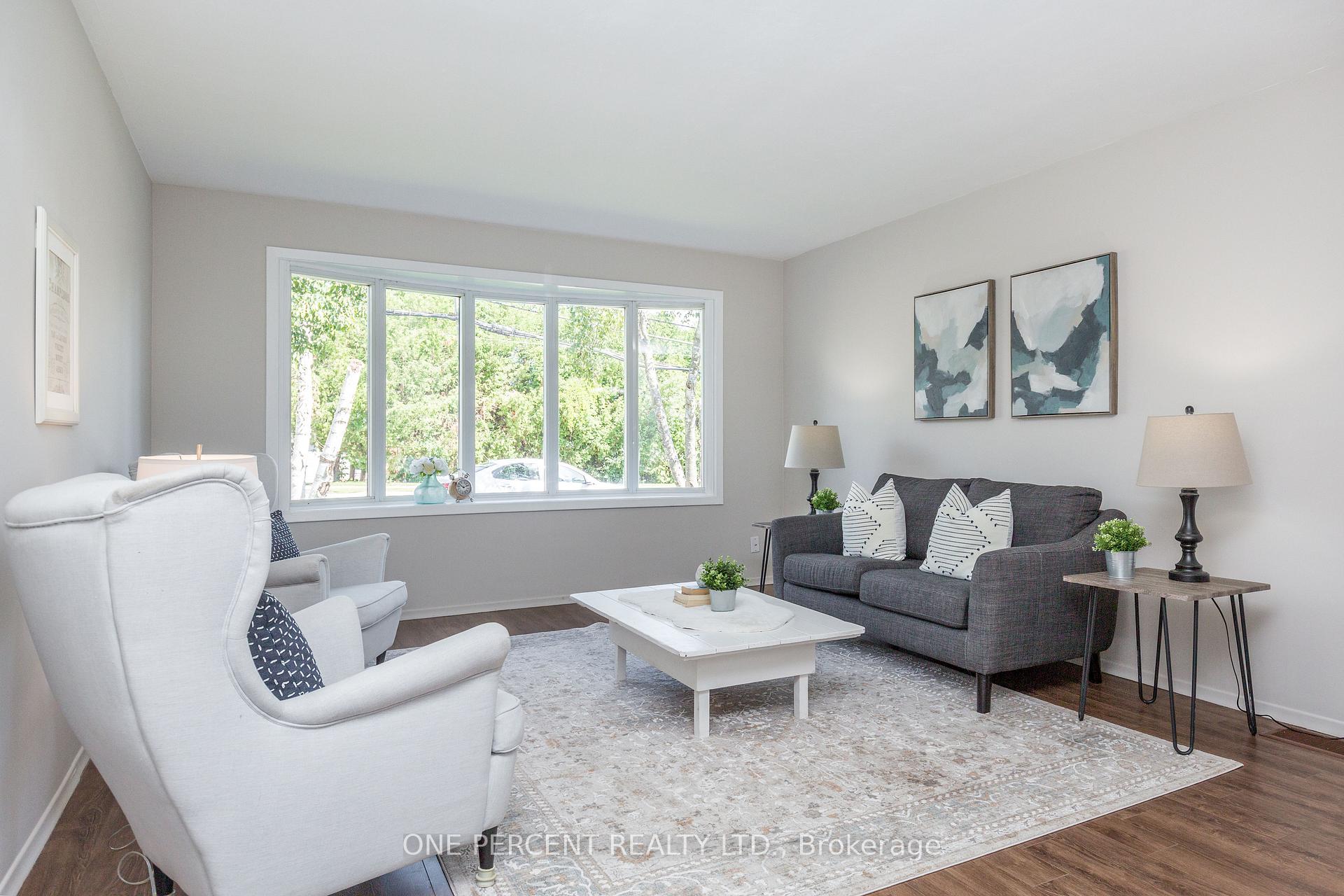 Photo 10 of 55 Fittons Road E, Orillia — HOMEH
