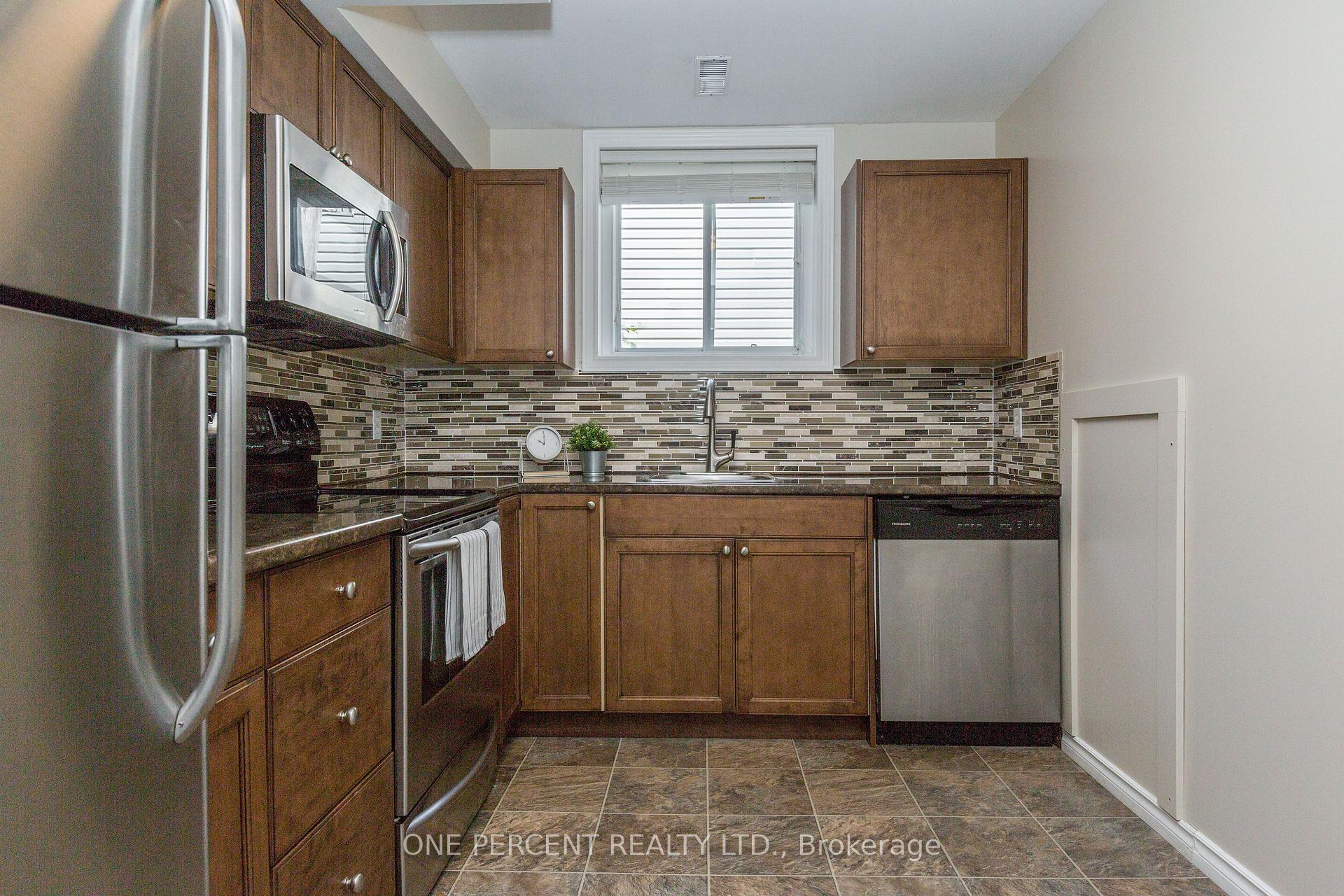 Photo 28 of 55 Fittons Road E, Orillia — HOMEH