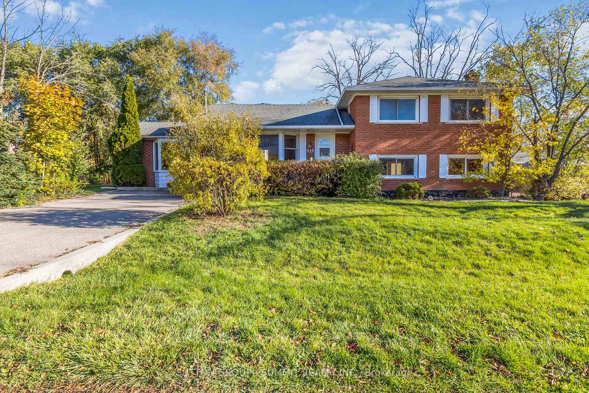 Photo 1 of 515 Trafford Crescent, Oakville, West — HOMEH