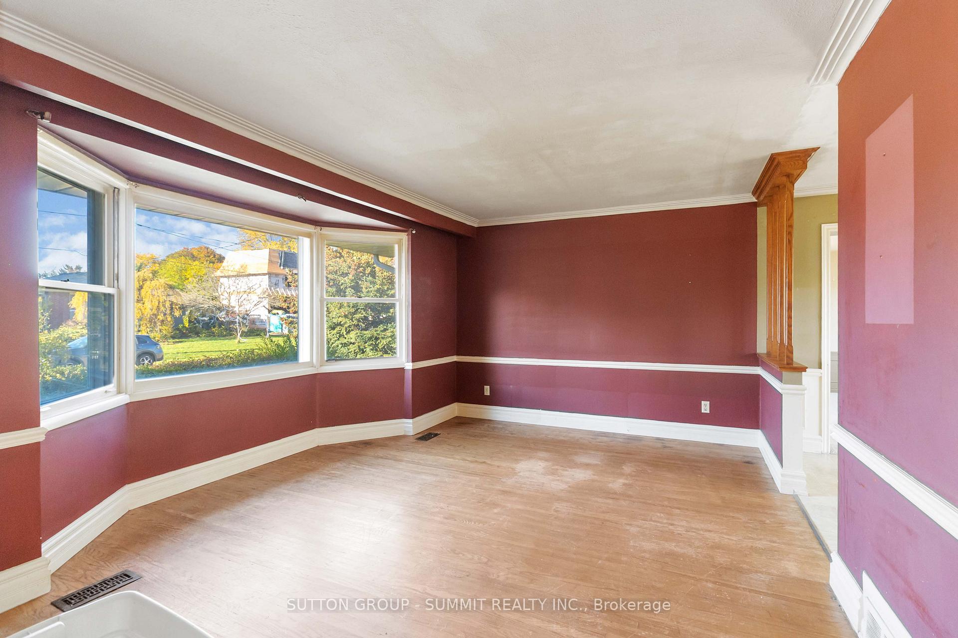 Photo 5 of 515 Trafford Crescent, Oakville, West — HOMEH