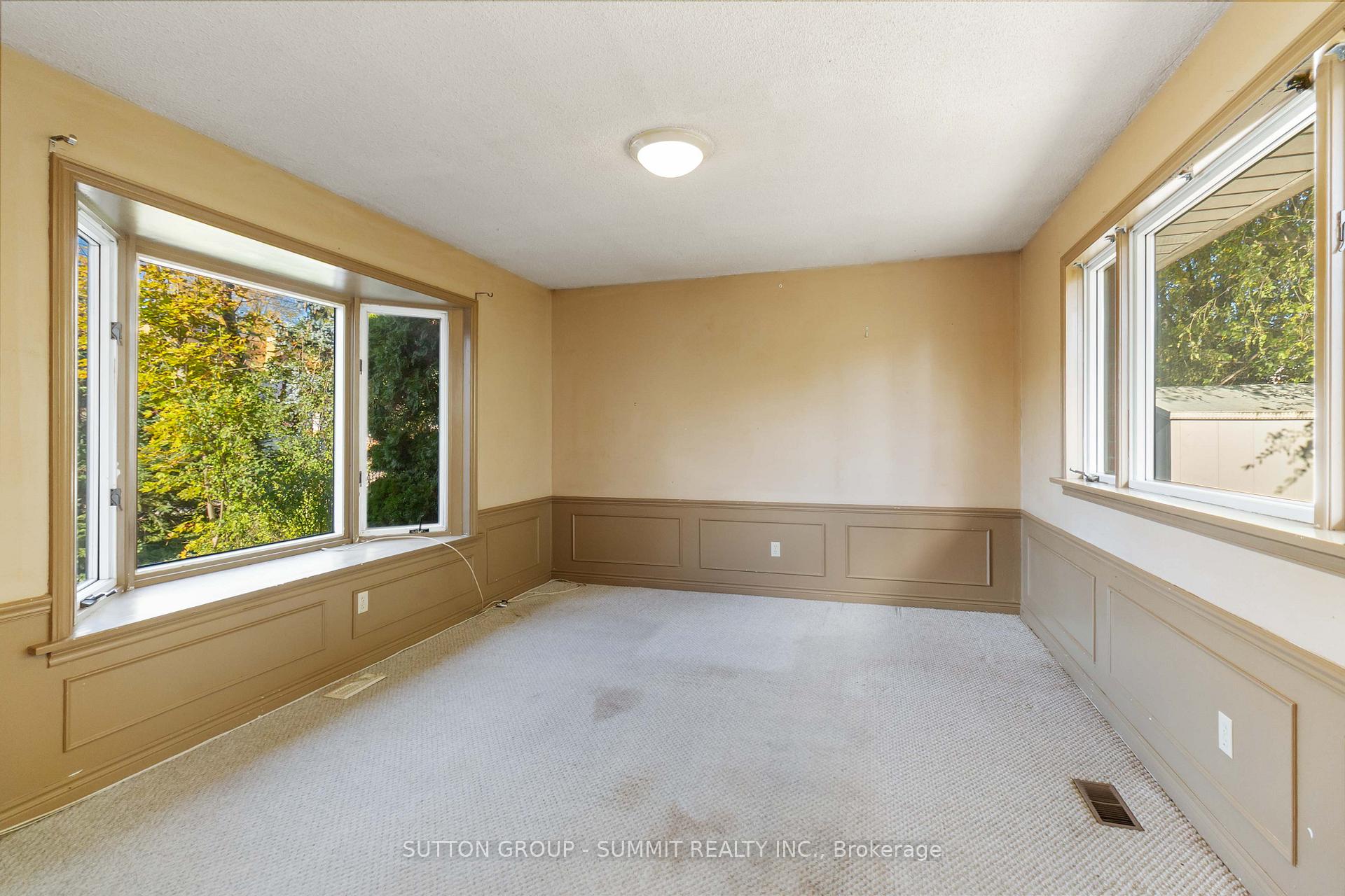 Photo 8 of 515 Trafford Crescent, Oakville, West — HOMEH