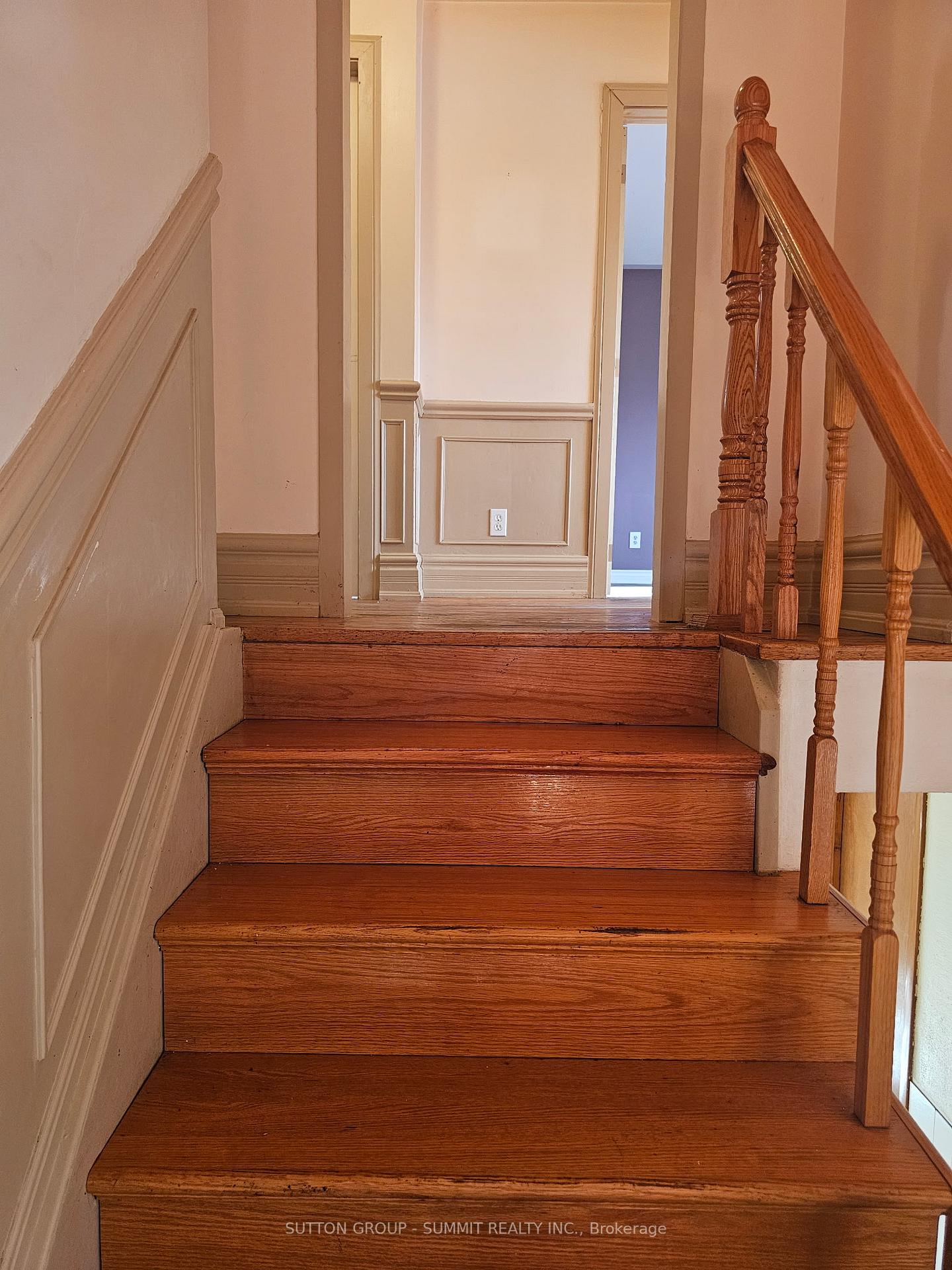 Photo 9 of 515 Trafford Crescent, Oakville, West — HOMEH
