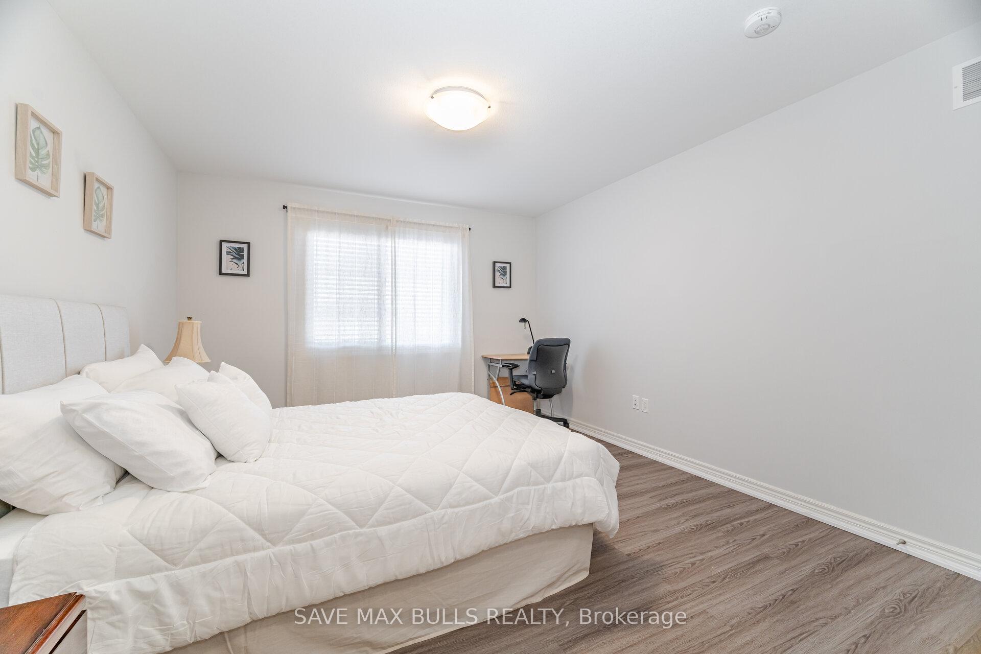 Photo 25 of 127 Acacia Road, Pelham, Fonthill — HOMEH
