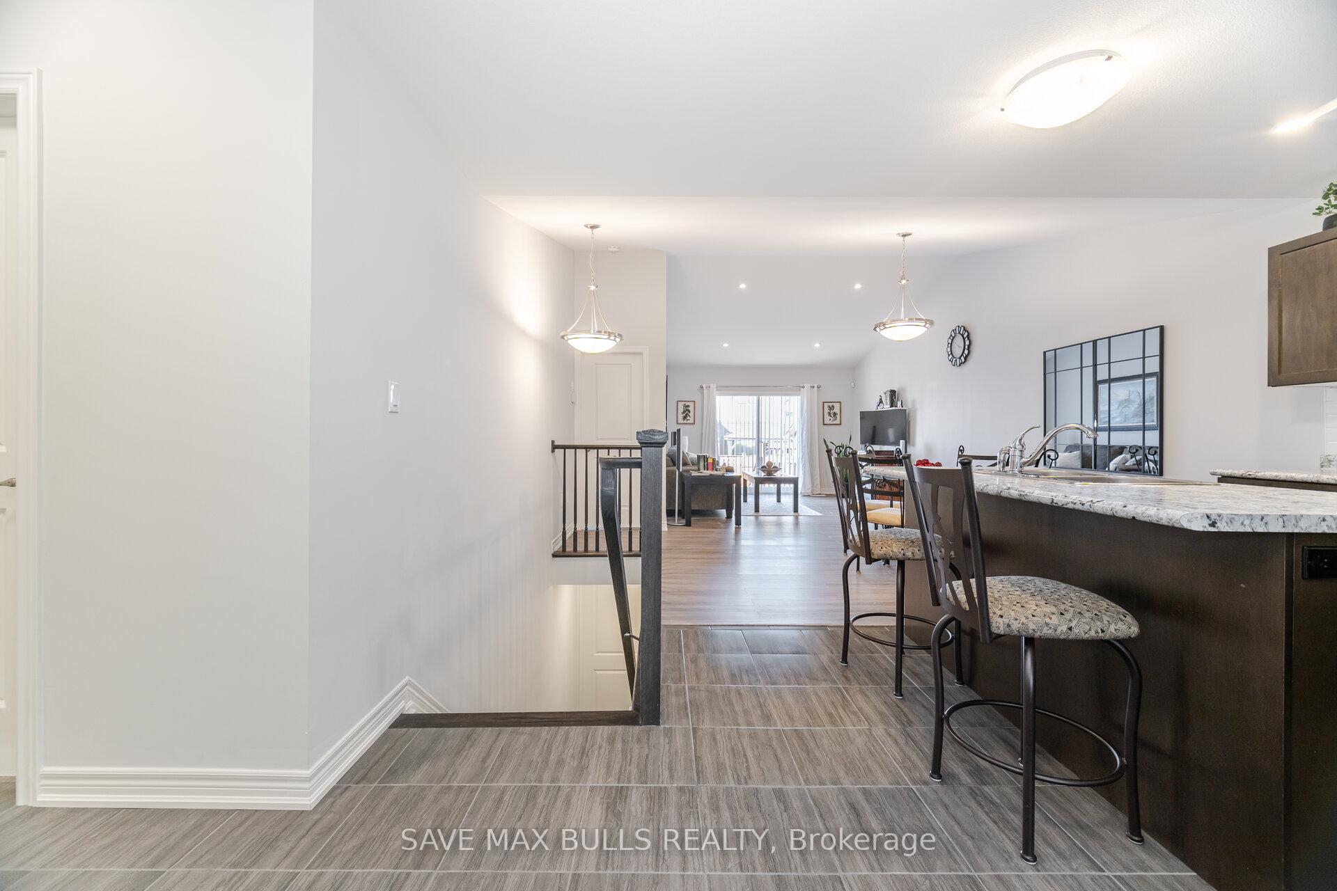 Photo 32 of 127 Acacia Road, Pelham, Fonthill — HOMEH