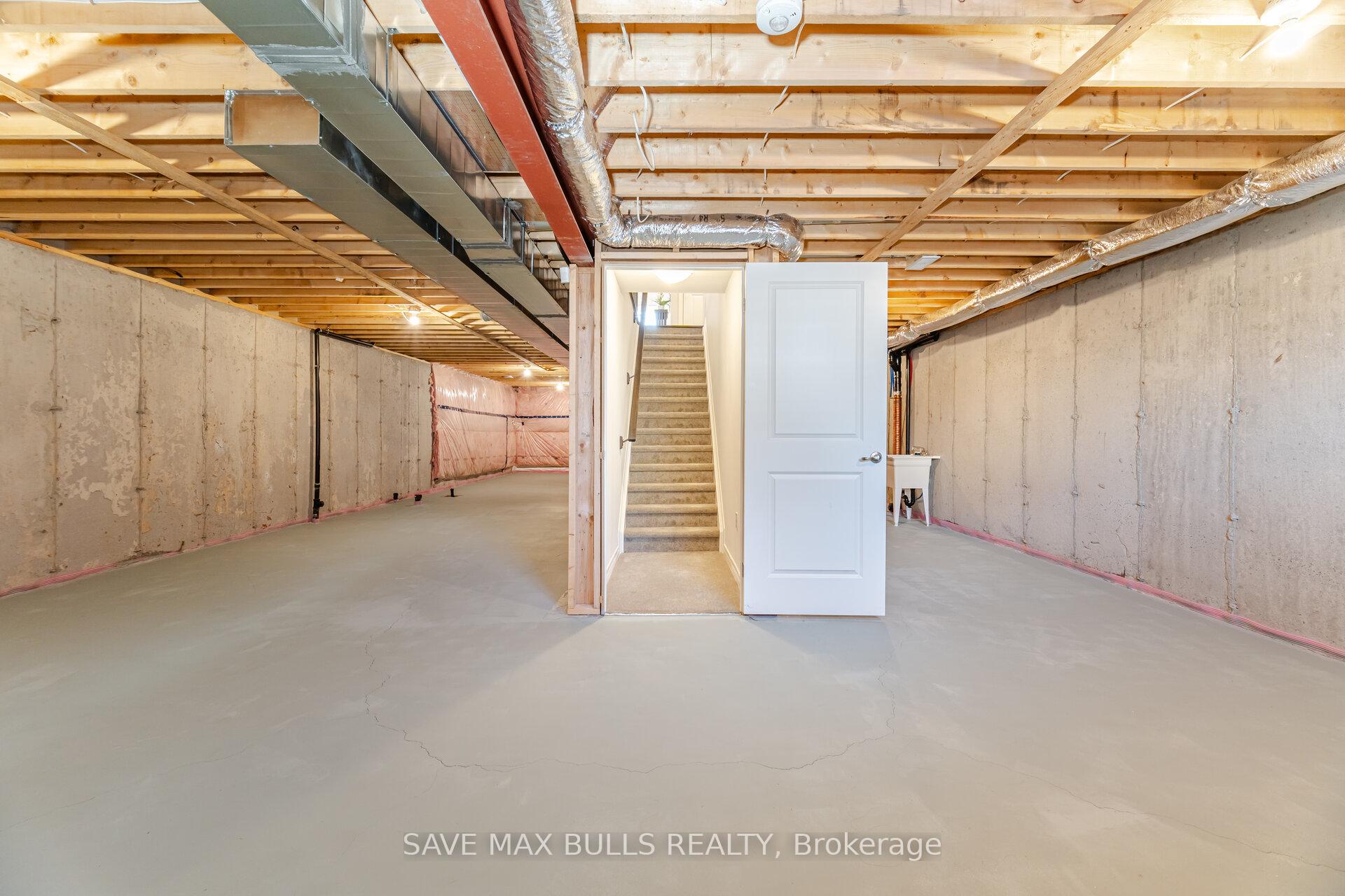 Photo 33 of 127 Acacia Road, Pelham, Fonthill — HOMEH