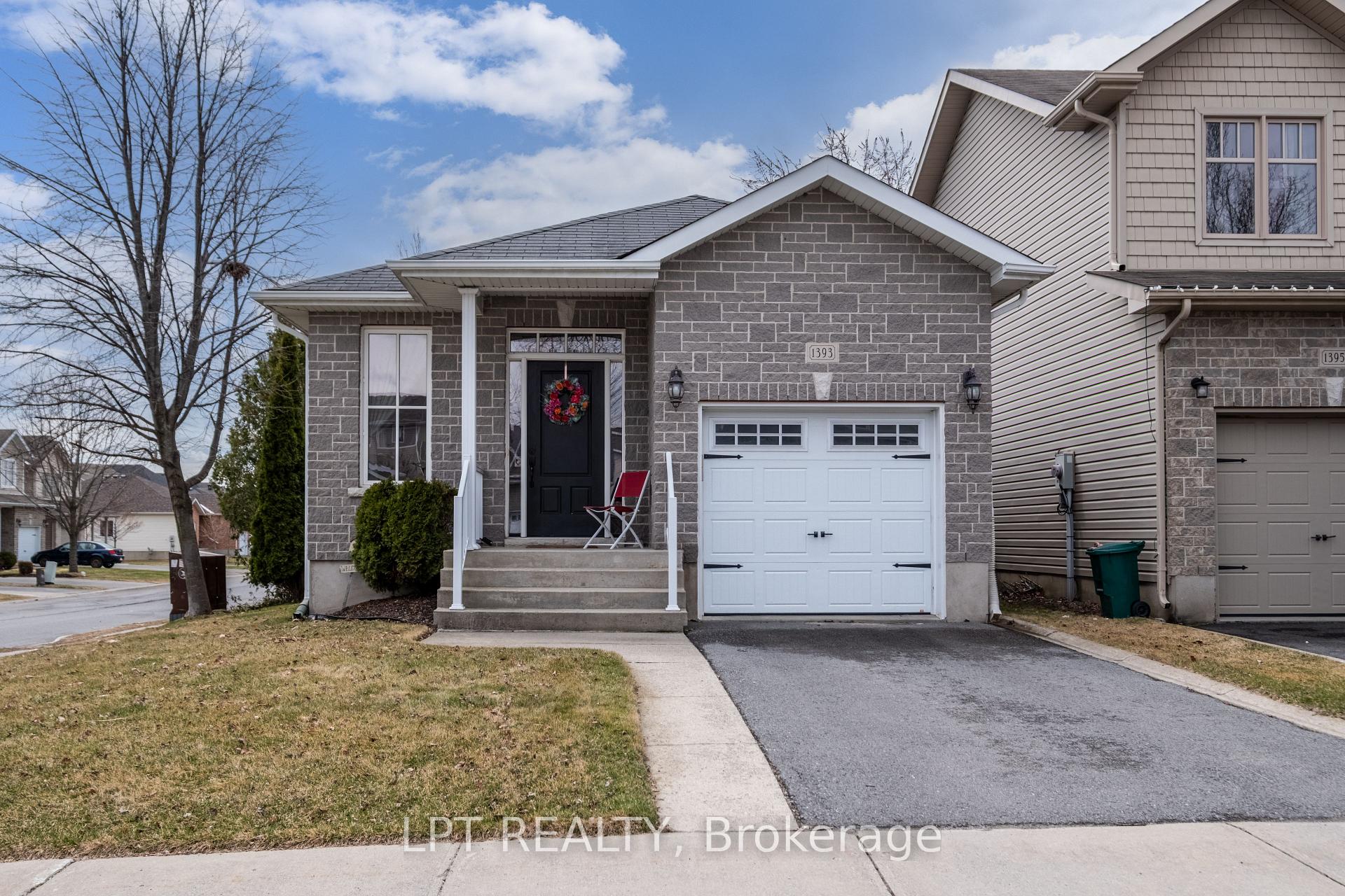Photo 2 of 1393 Atkinson Street, Kingston, City Northwest — HOMEH