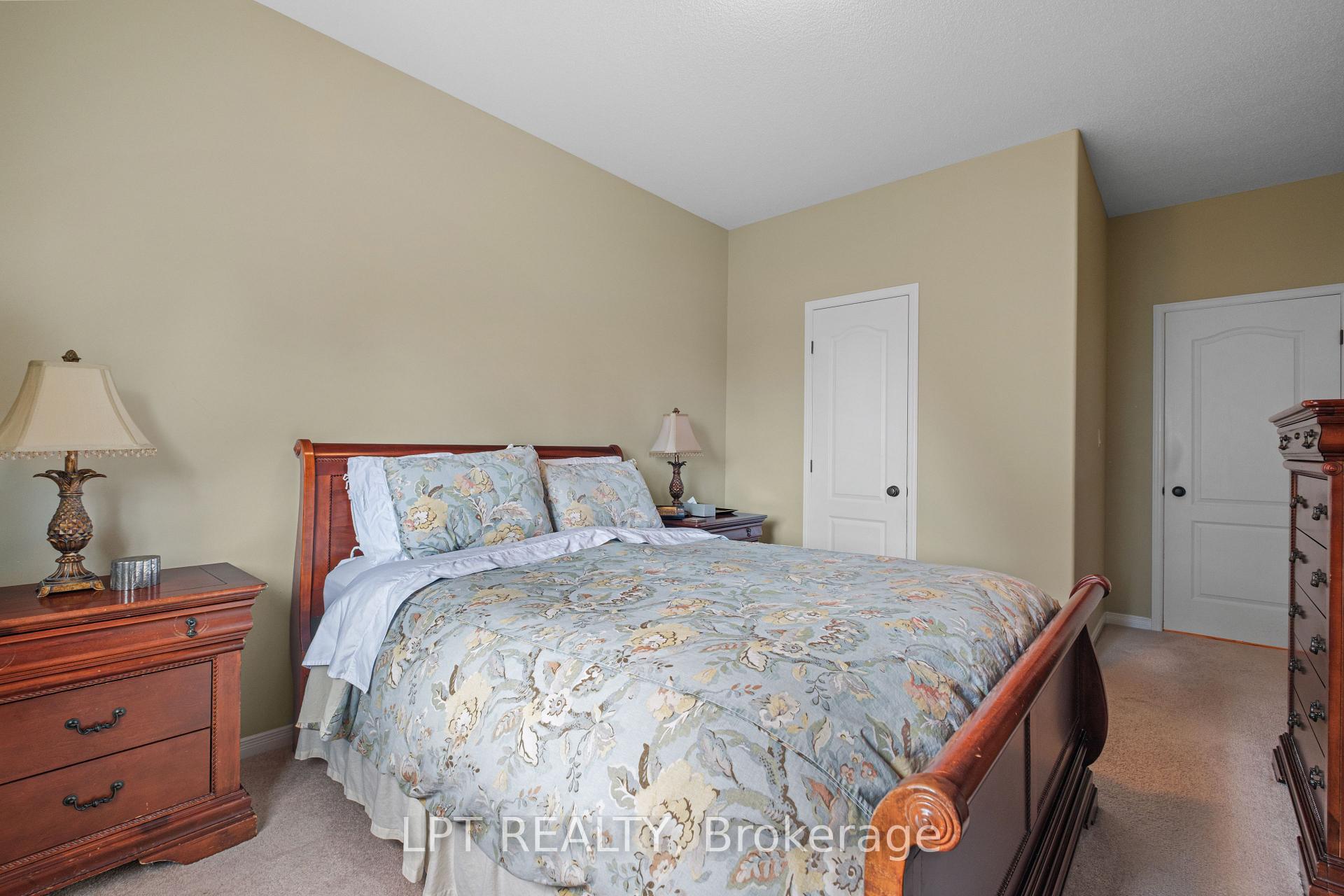Photo 16 of 1393 Atkinson Street, Kingston, City Northwest — HOMEH
