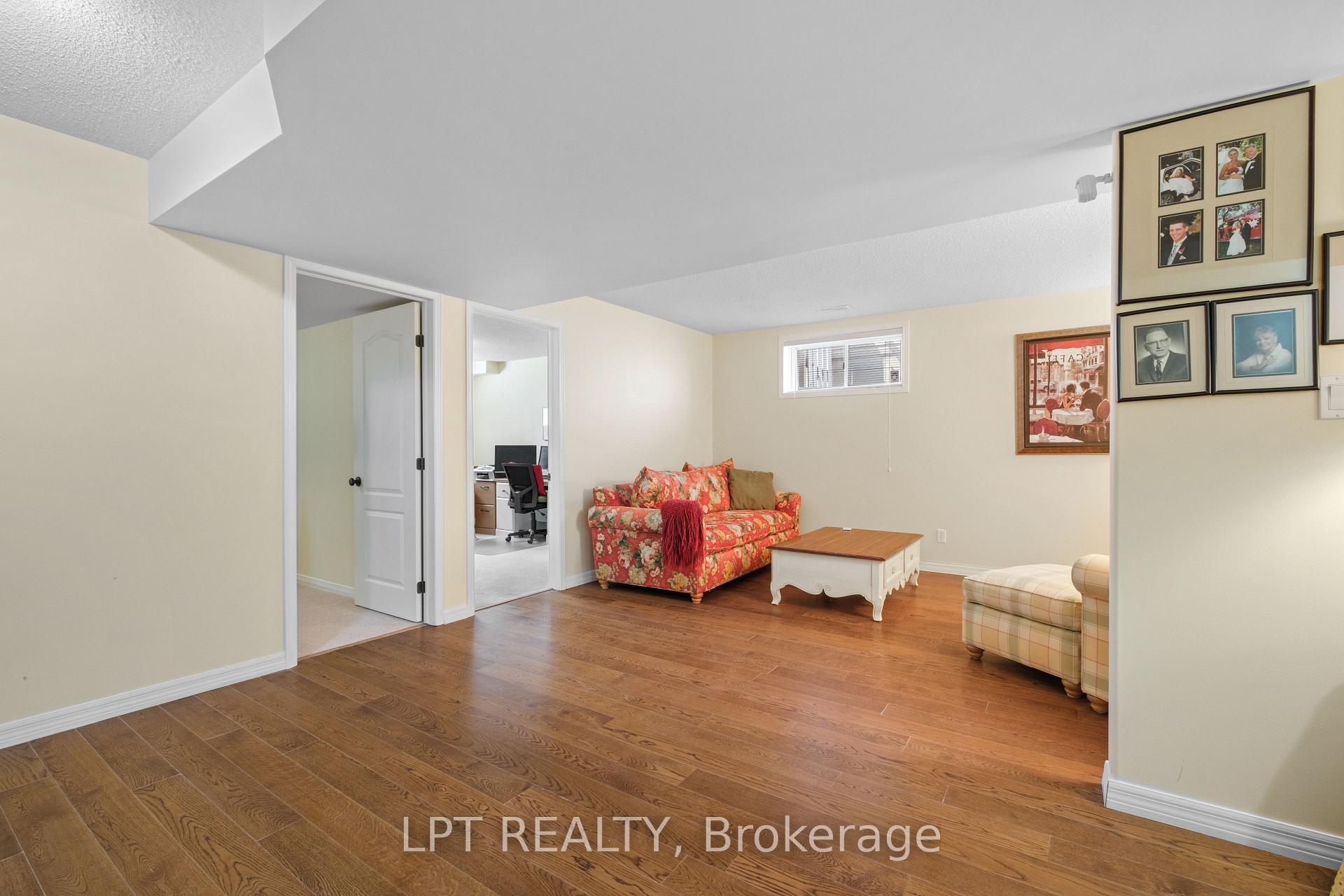 Photo 18 of 1393 Atkinson Street, Kingston, City Northwest — HOMEH