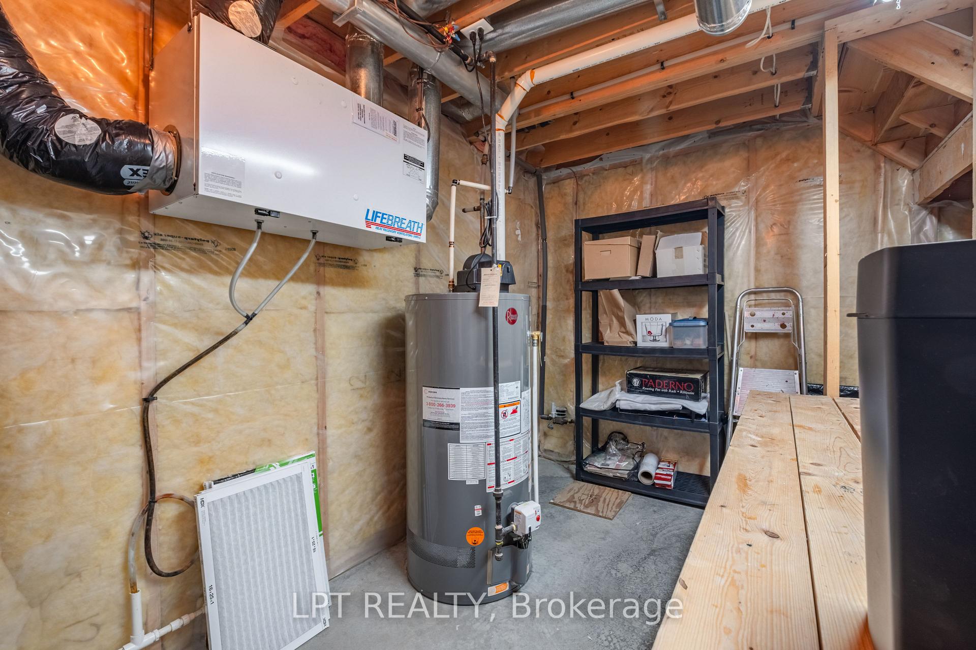 Photo 25 of 1393 Atkinson Street, Kingston, City Northwest — HOMEH