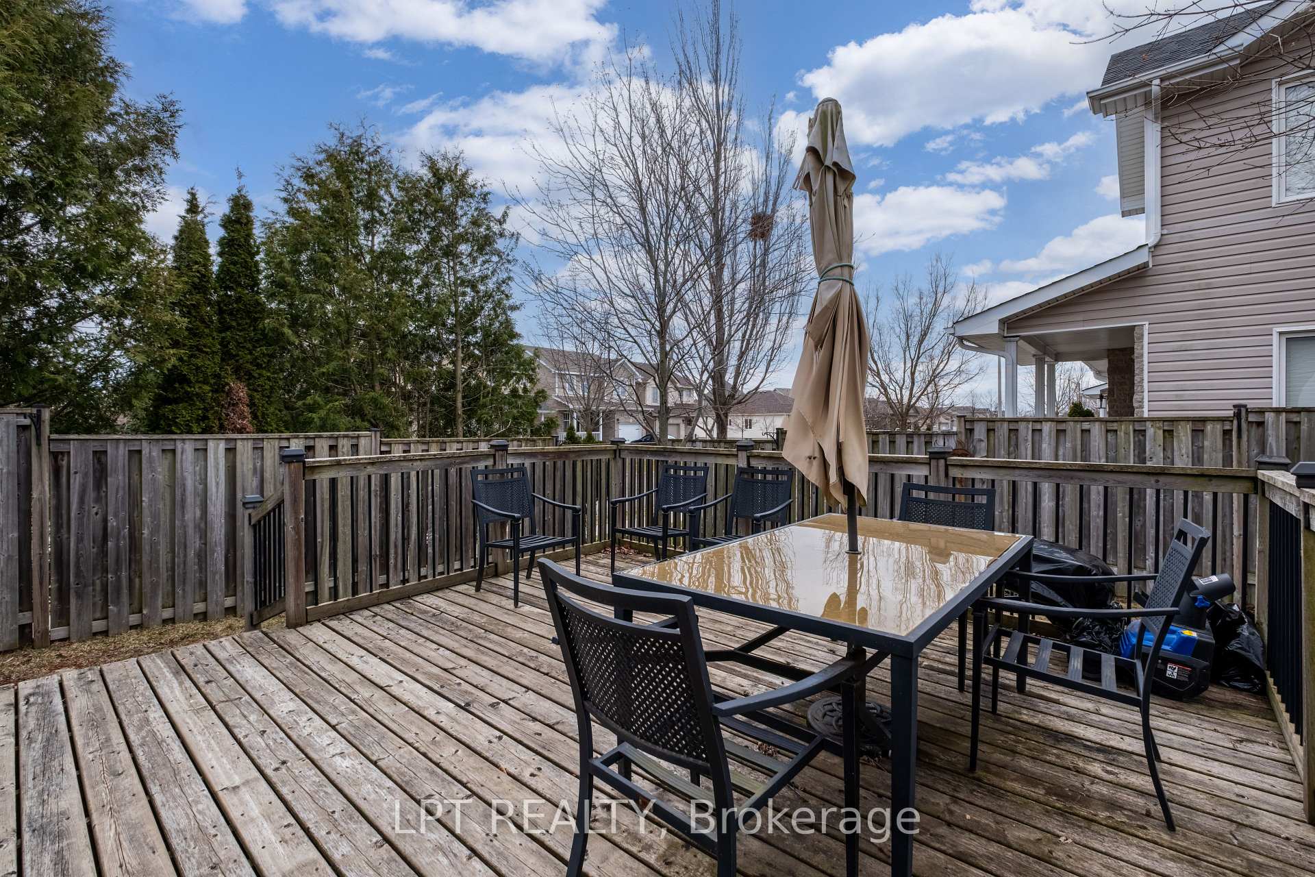 Photo 29 of 1393 Atkinson Street, Kingston, City Northwest — HOMEH