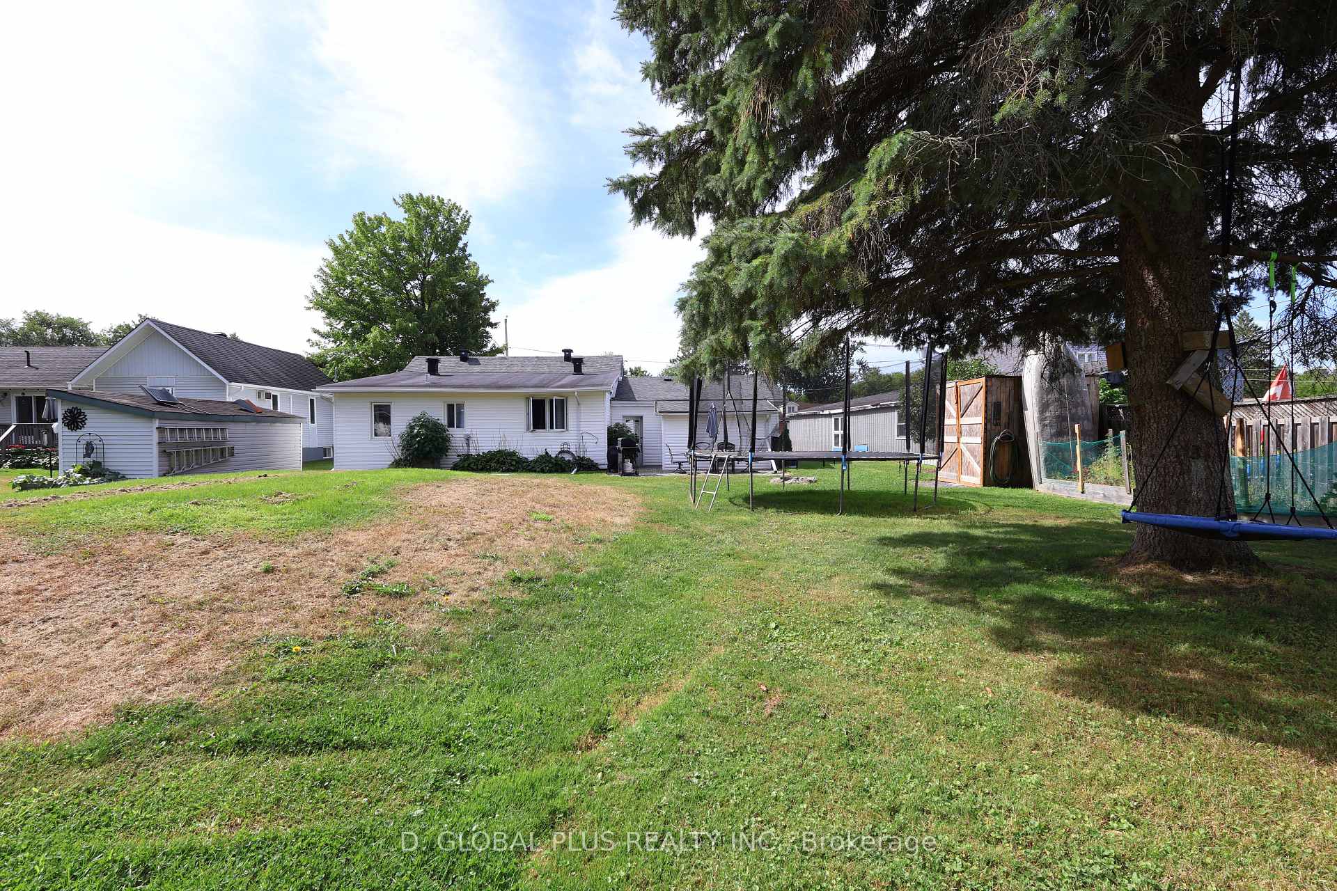 Photo 5 of 1865 Alcide Avenue, Ottawa, Vars Village — HOMEH