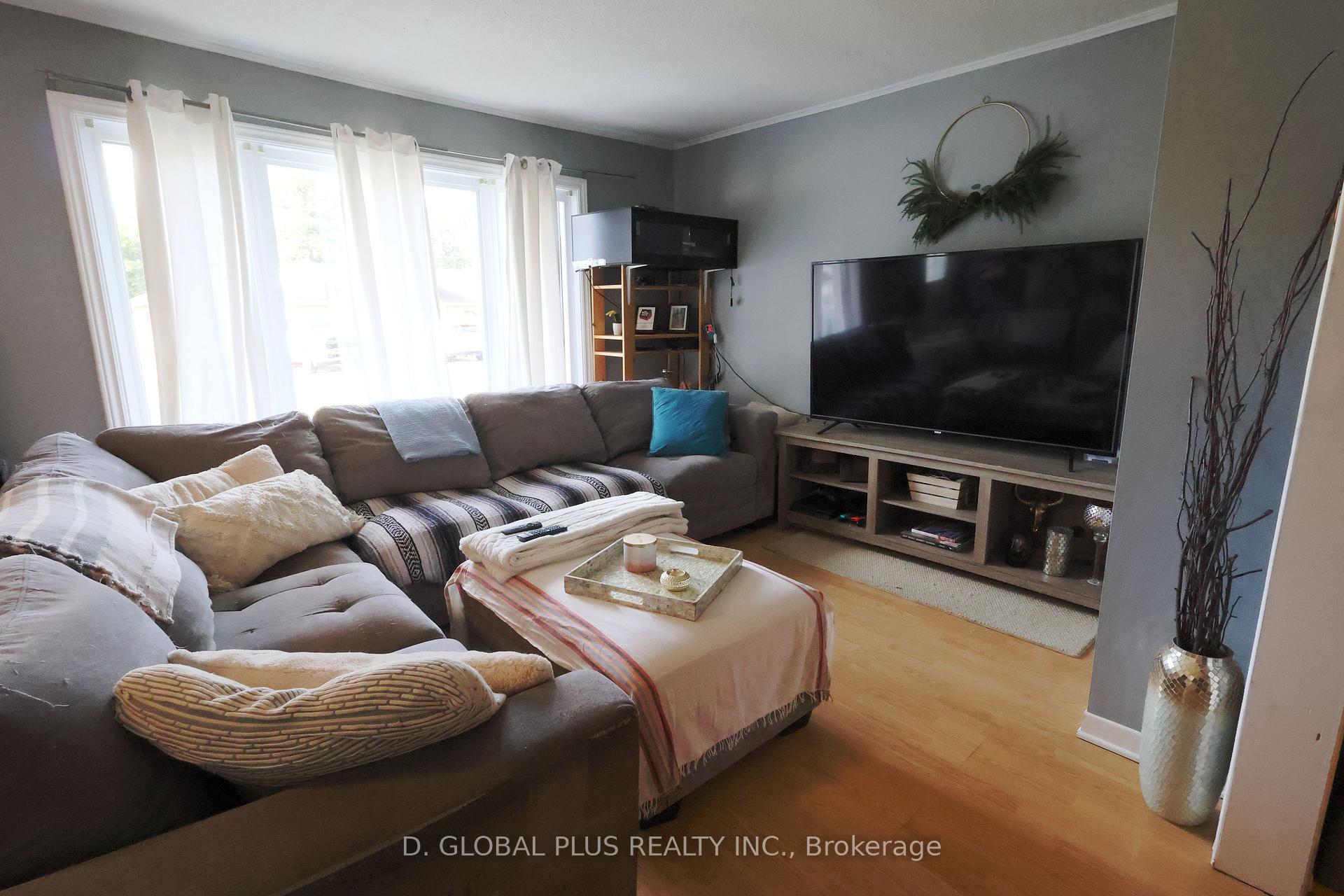 Photo 6 of 1865 Alcide Avenue, Ottawa, Vars Village — HOMEH
