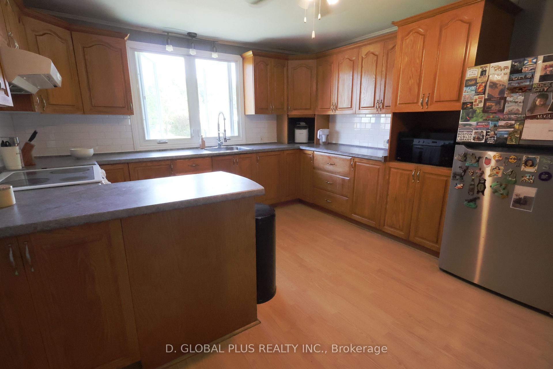 Photo 12 of 1865 Alcide Avenue, Ottawa, Vars Village — HOMEH