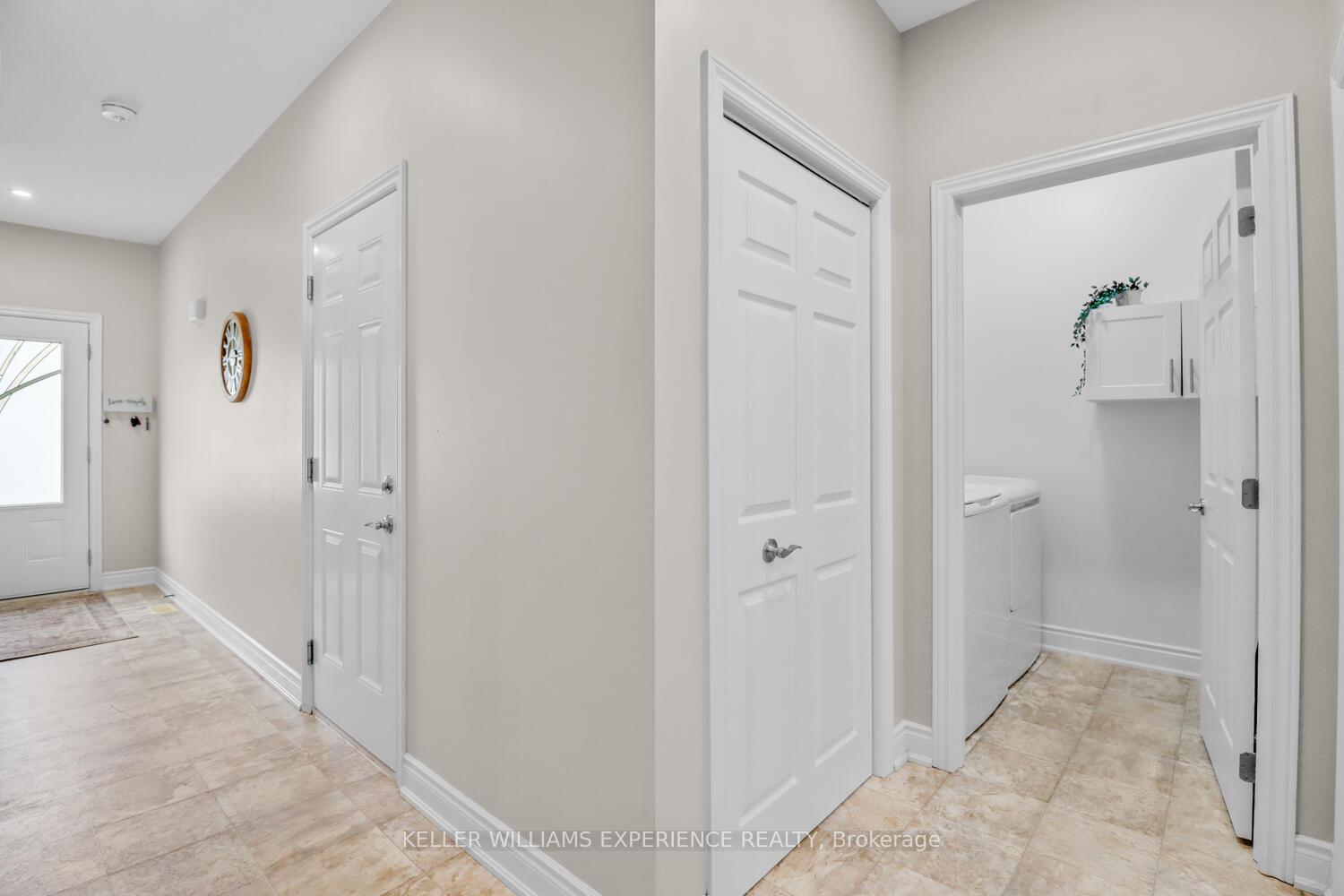 Photo 7 of 92 Lily Drive, Orillia — HOMEH