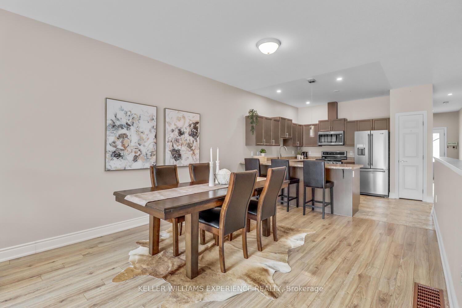 Photo 14 of 92 Lily Drive, Orillia — HOMEH