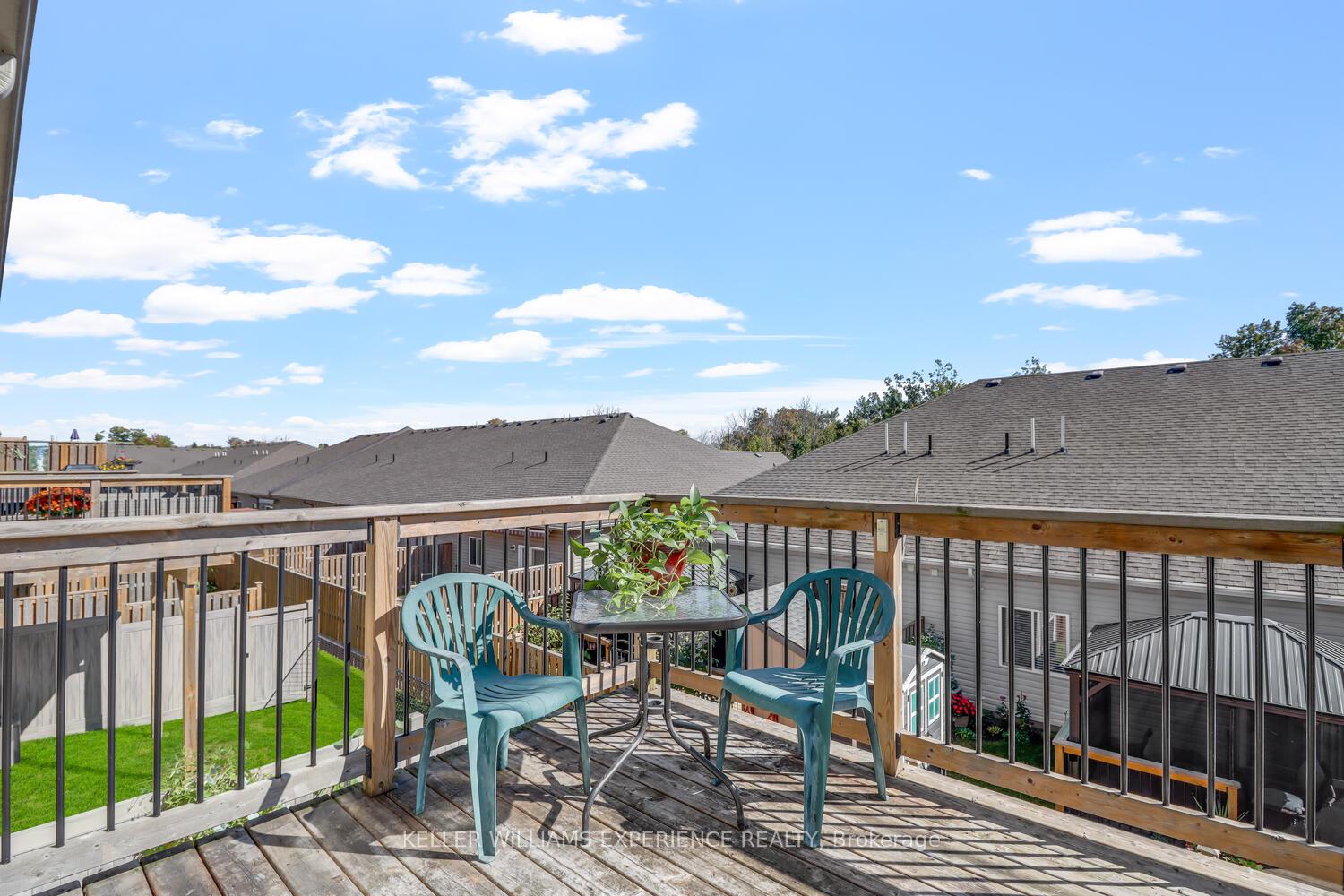 Photo 21 of 92 Lily Drive, Orillia — HOMEH